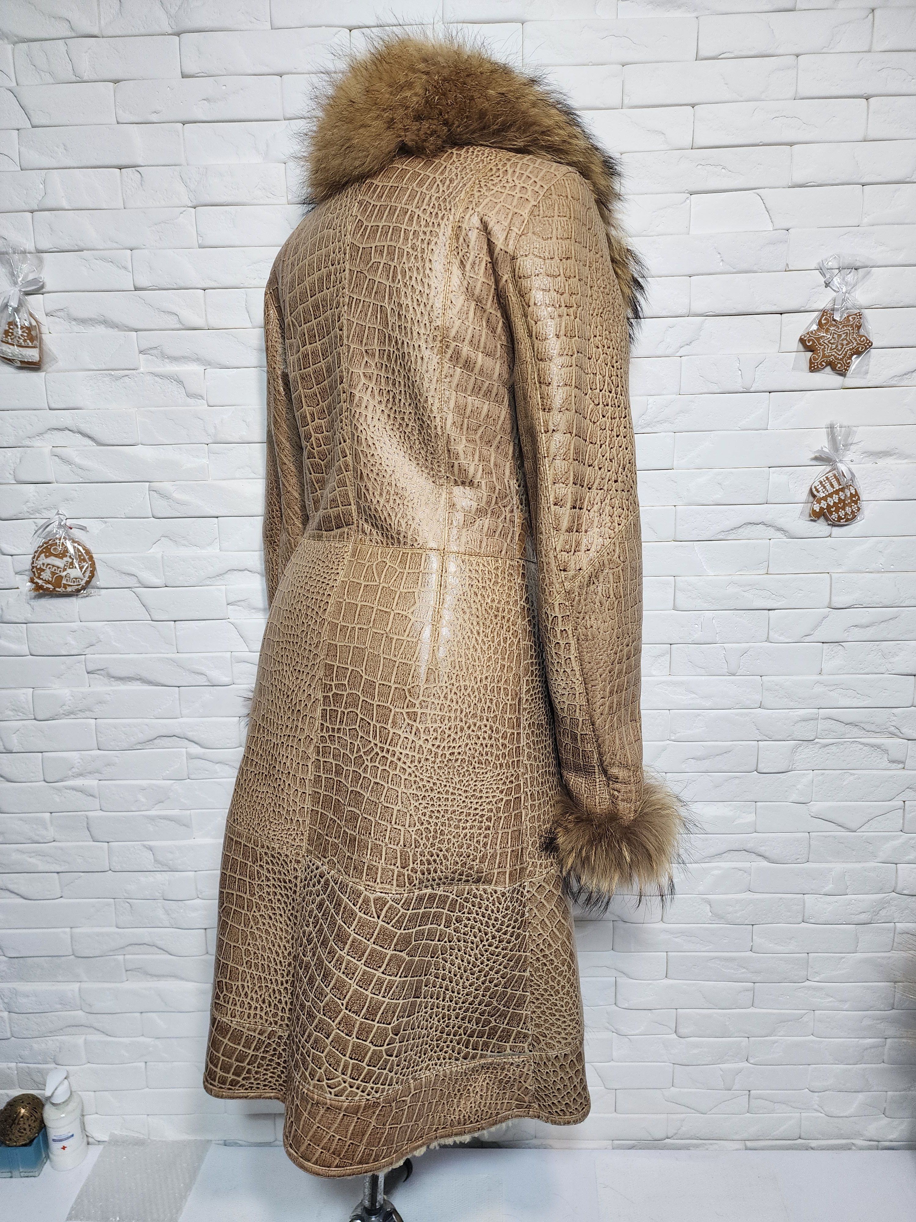 Furla Brown Sheepskin Coat with Fluffy Collar Size S / US 4 / IT 40 - 5 Thumbnail