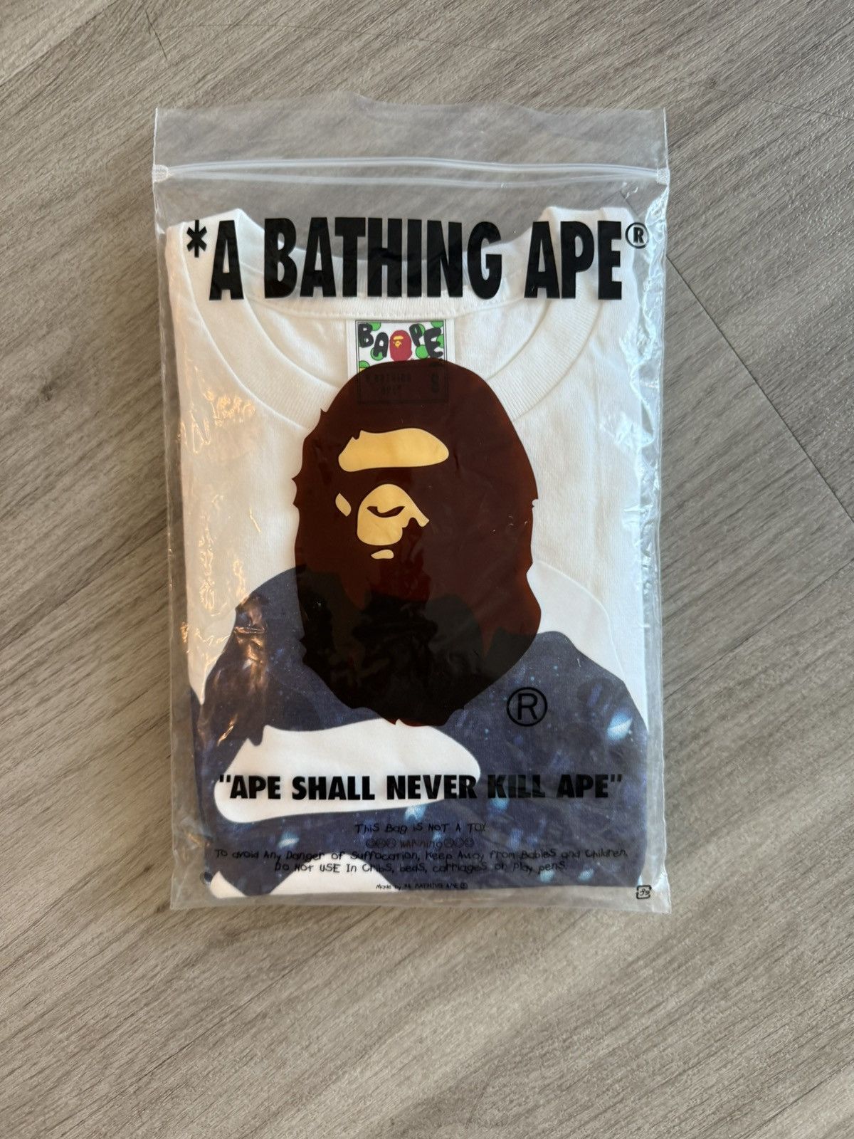 Bape Bape Christmas Photo Ape Head Tee Size US S / EU 44-46 / 1 - 2 Thumbnail