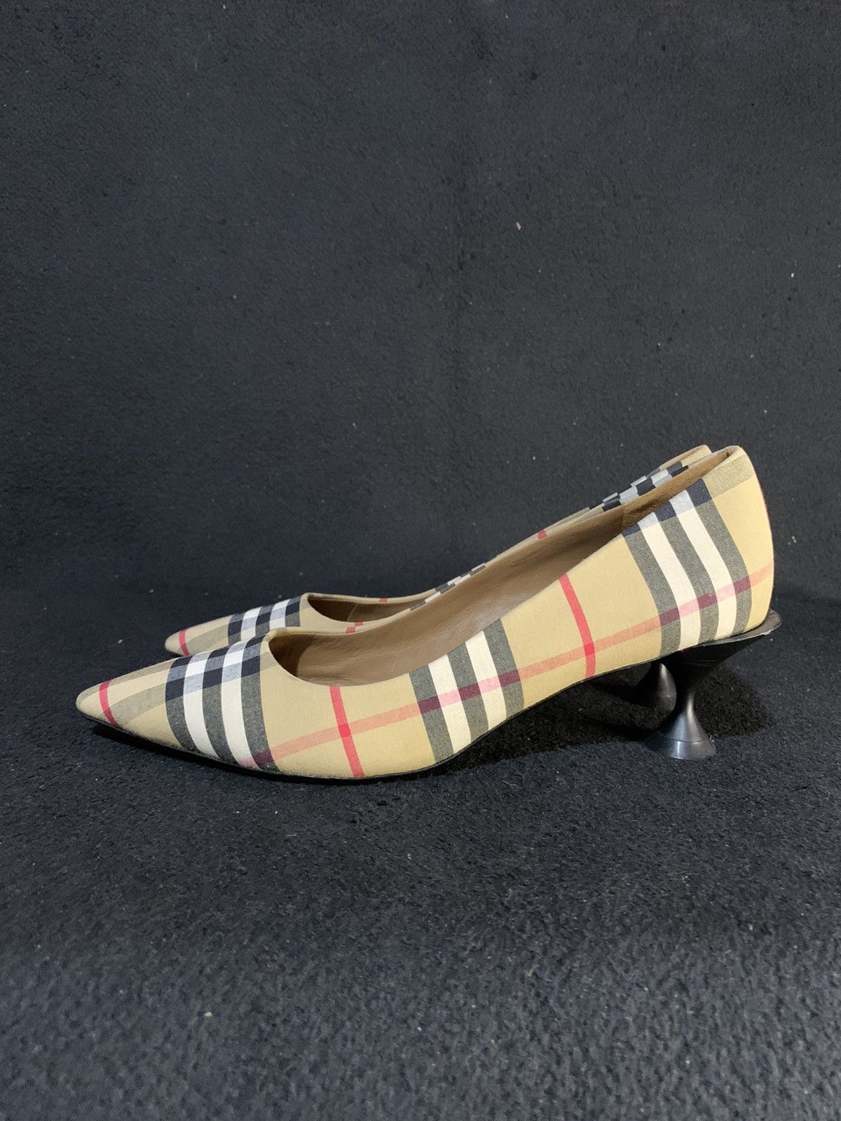 Burberry Authentic Burberry Plaid heels Size US 8 / IT 38 - 4 Thumbnail