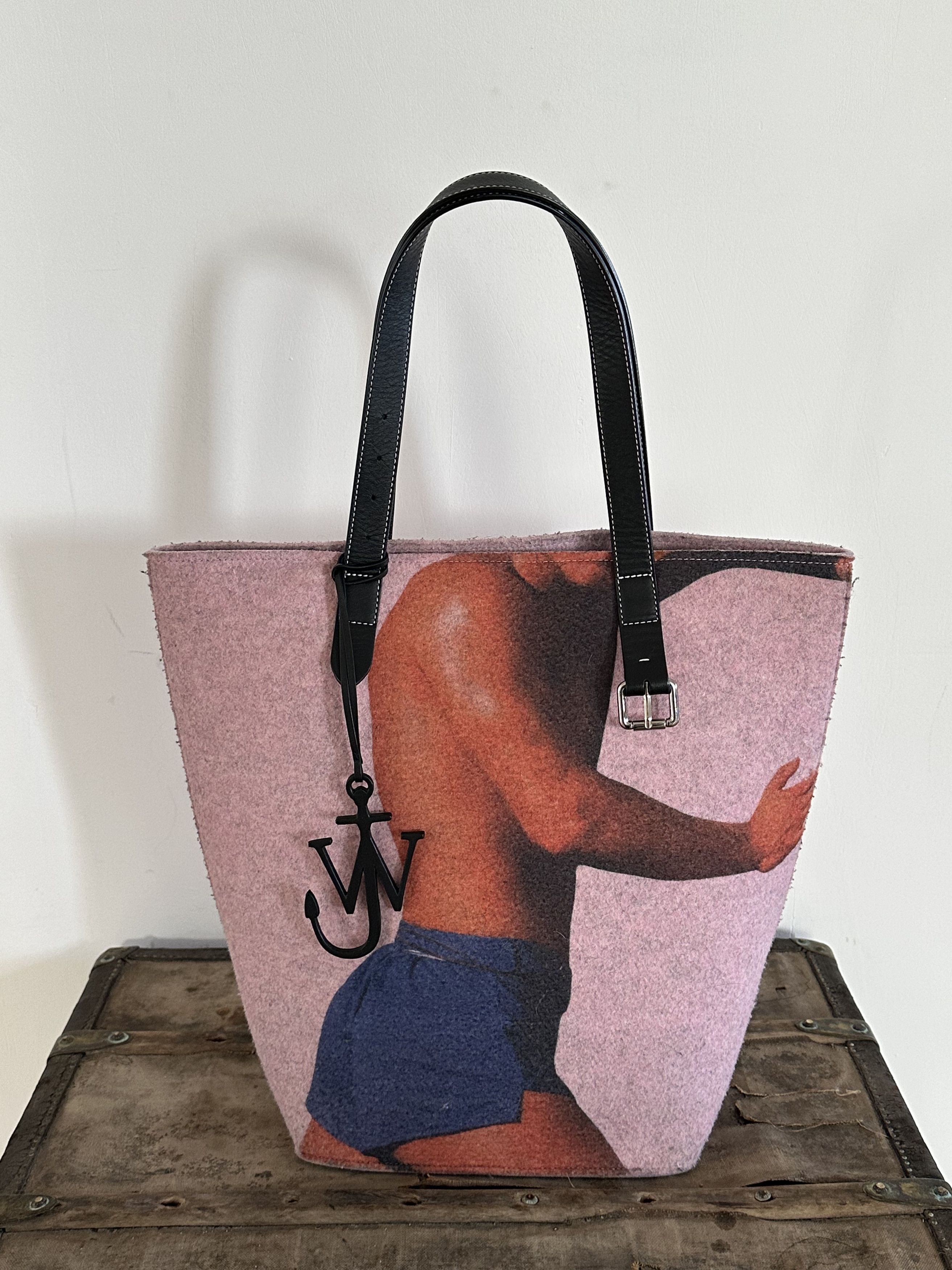 Jw Anderson Shoulder Bag Tote Hand Wool Pink Graphic A7363, Women's