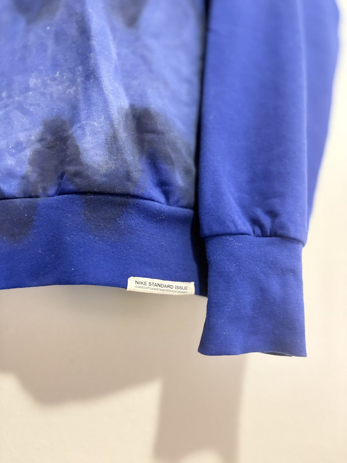 Nike R7PZI Custom — Bleached Nike Standard Issue Quarter-Zip Size US S / EU 44-46 / 1 - 3 Thumbnail