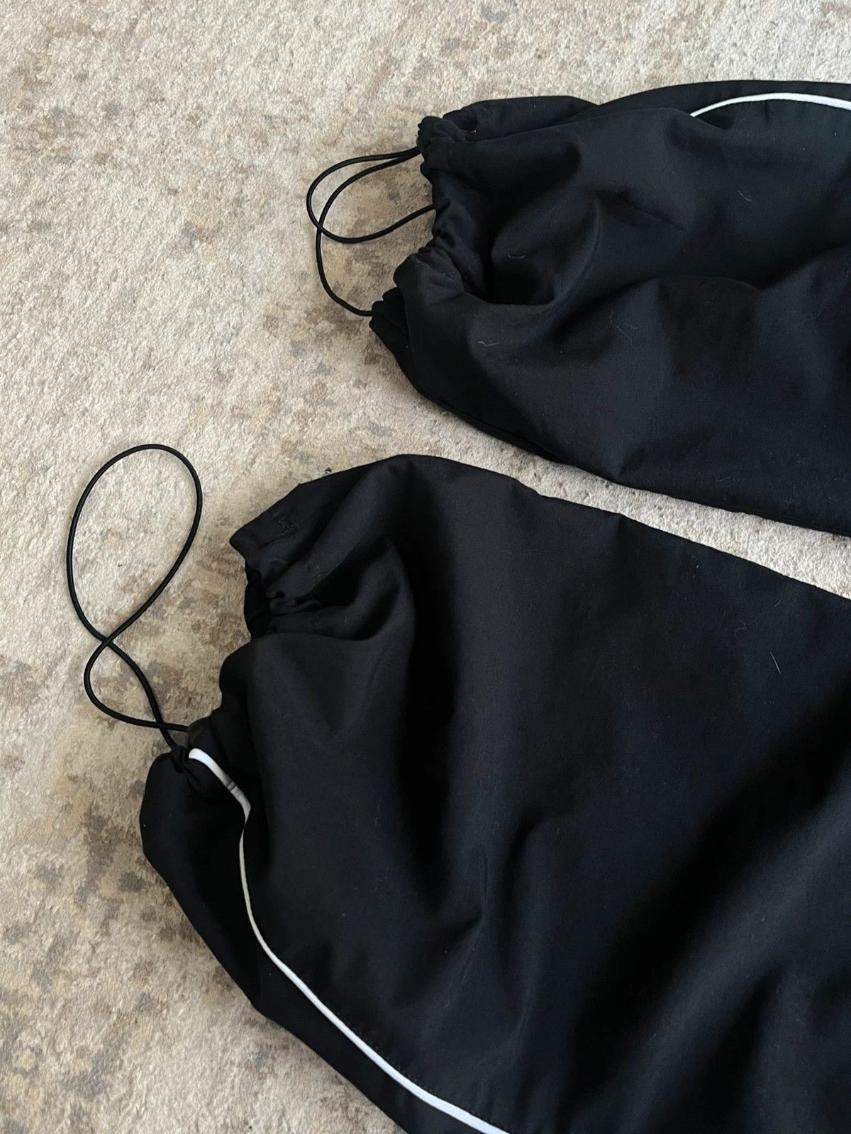 Nike Nike 2006 L Track Pants Black White Rare Made in Indonesia Size 28" / US 6 / IT 42 - 7 Thumbnail