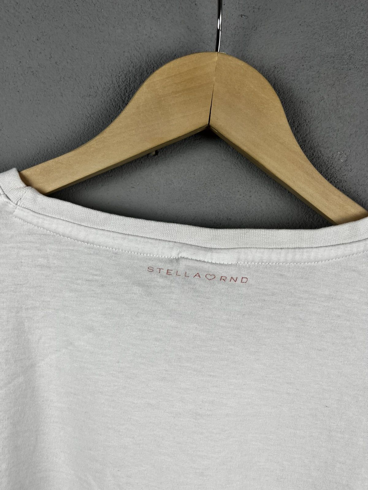 Stella McCartney Comic Relief Stella McCartney vintage t-shirts size xl Size US XL / EU 56 / 4 - 10 Thumbnail