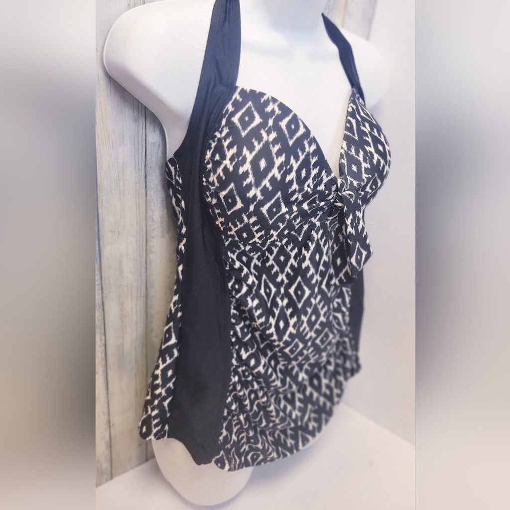 Merona Merona Black and White Halter Swim Top size large Size ONE SIZE - 2 Thumbnail