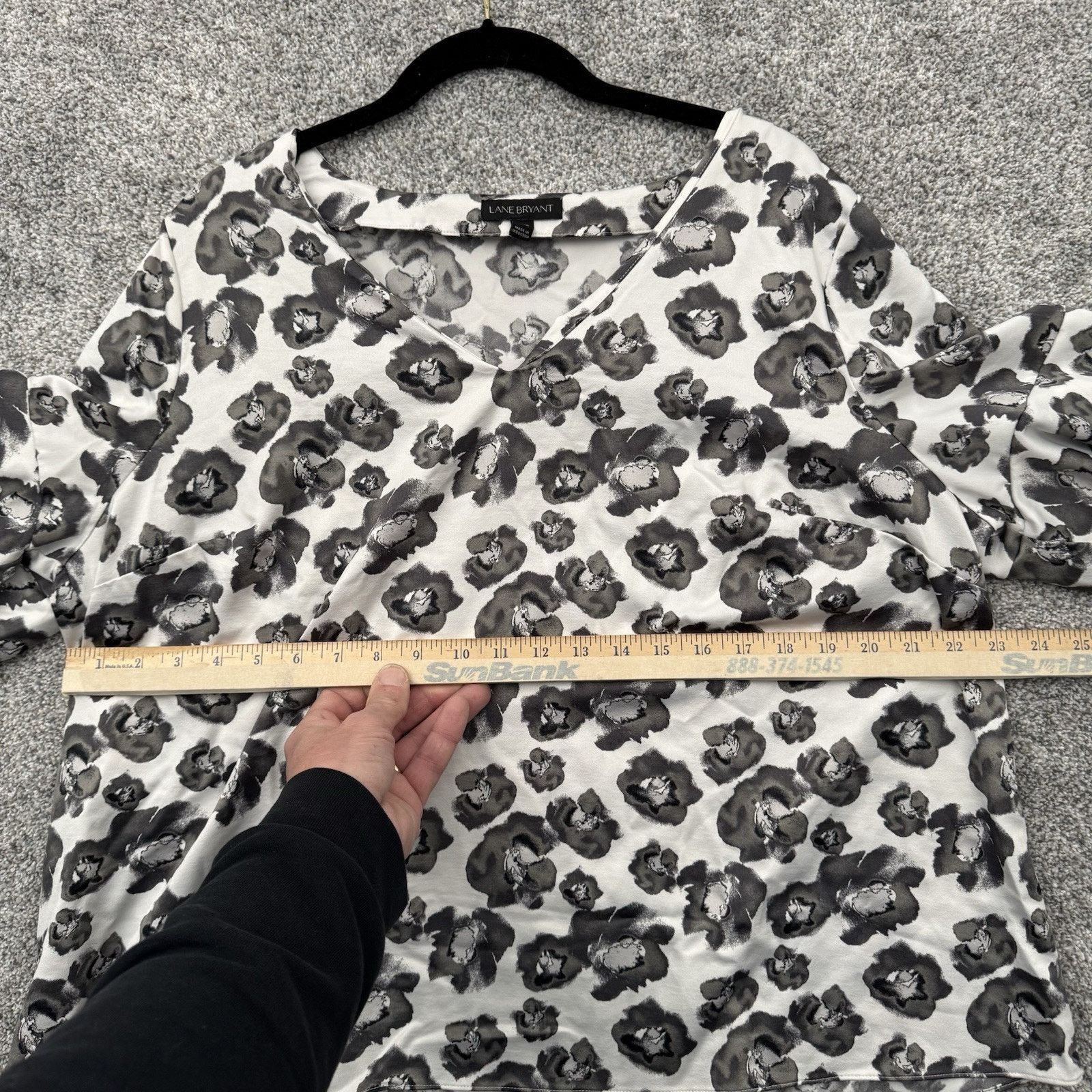 Other Lane Bryant Top Womens 18/20 Plus Floral Poppy Bell Sleeve Size XXL / US 16-18 / IT 52-54 - 4 Thumbnail