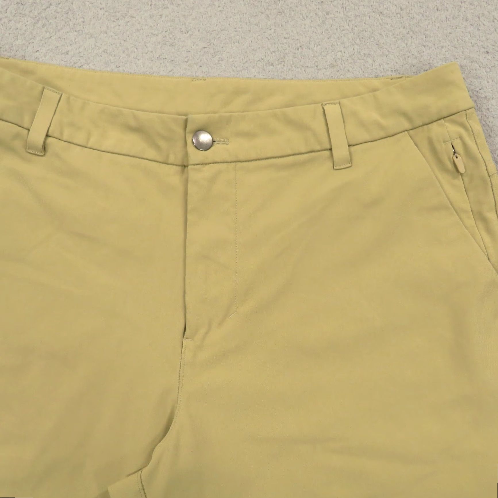 Lululemon Lululemon Shorts Men 34 Commission Slim 8" Warpstreme Tofino Sand Chino Preppy Size US 34 / EU 50 - 4 Thumbnail