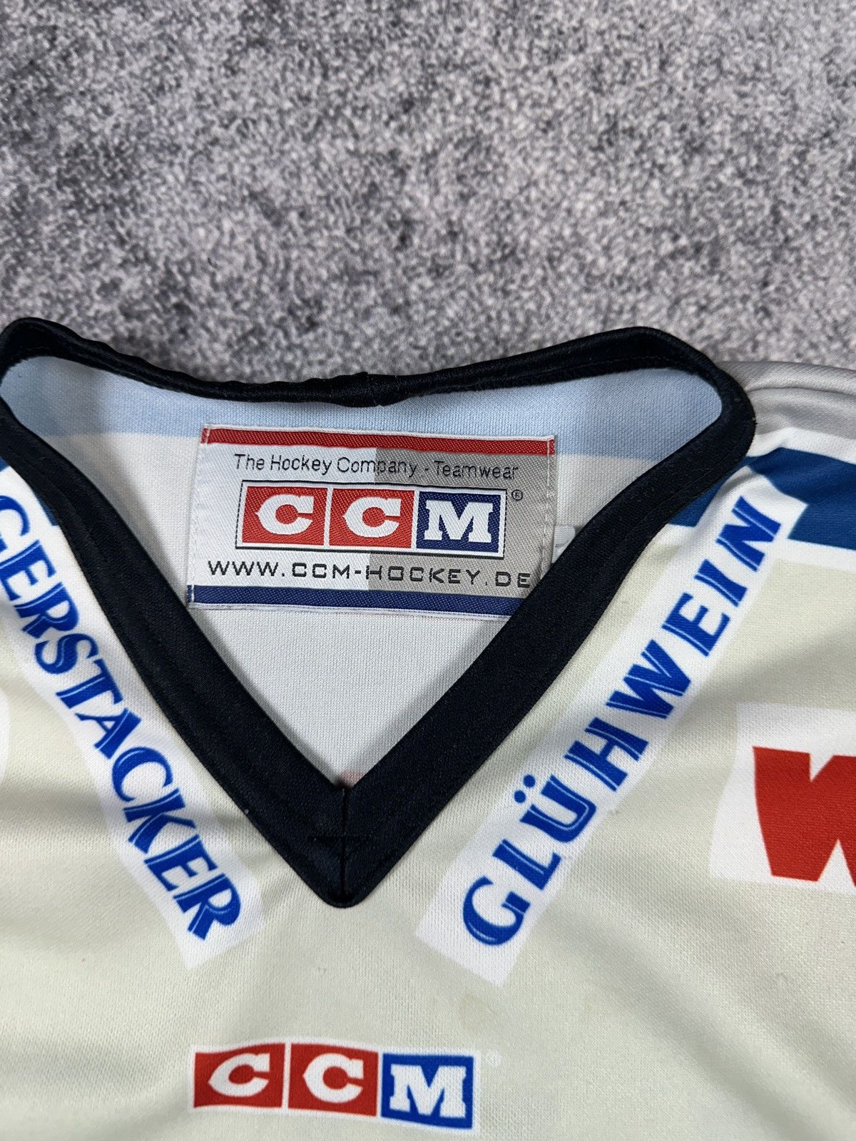Ccm Vintage CCM Nurnberg Ice Tigers 19 Leeb Hockey Jersey Rare Size US XXL / EU 58 / 5 - 5 Thumbnail