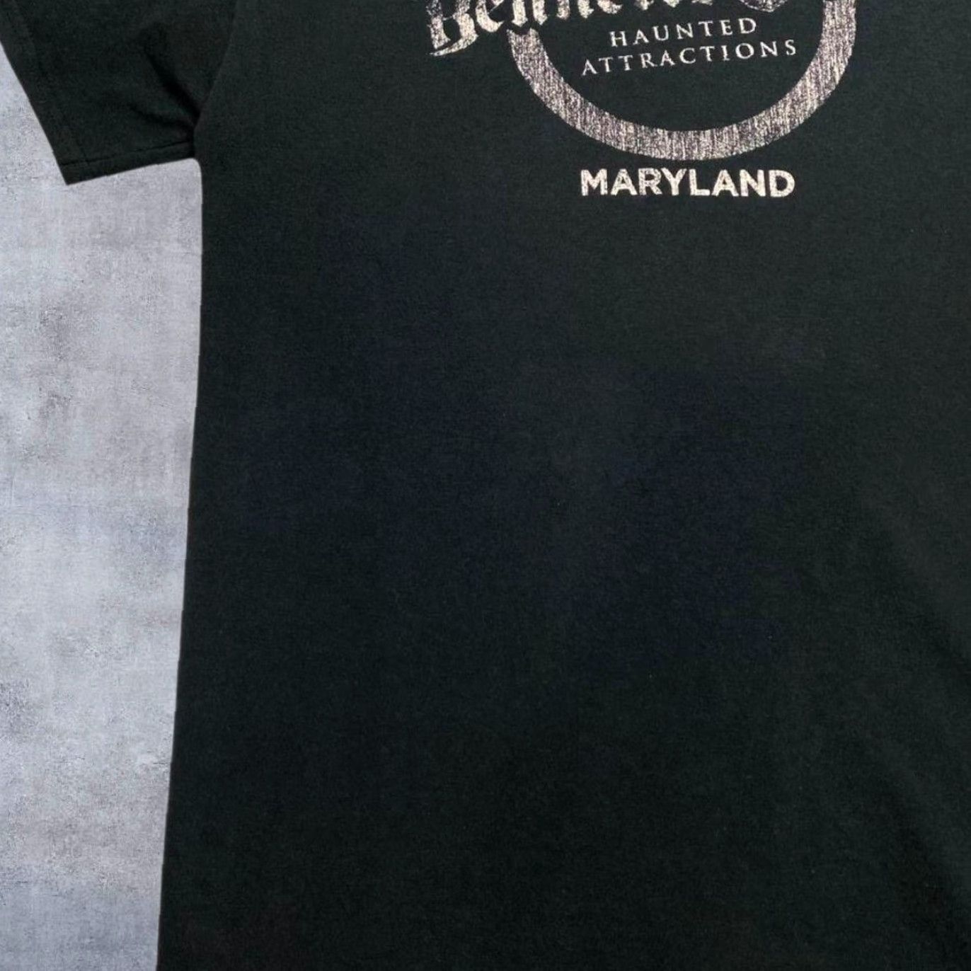 Gildan Bennett's Curse Haunted Attractions “Maryland” Paranormal Ghost Souvenir T-Shirt Medium Black Graphic Print Men M Shirt Size US M / EU 48-50 / 2 - 4 Thumbnail