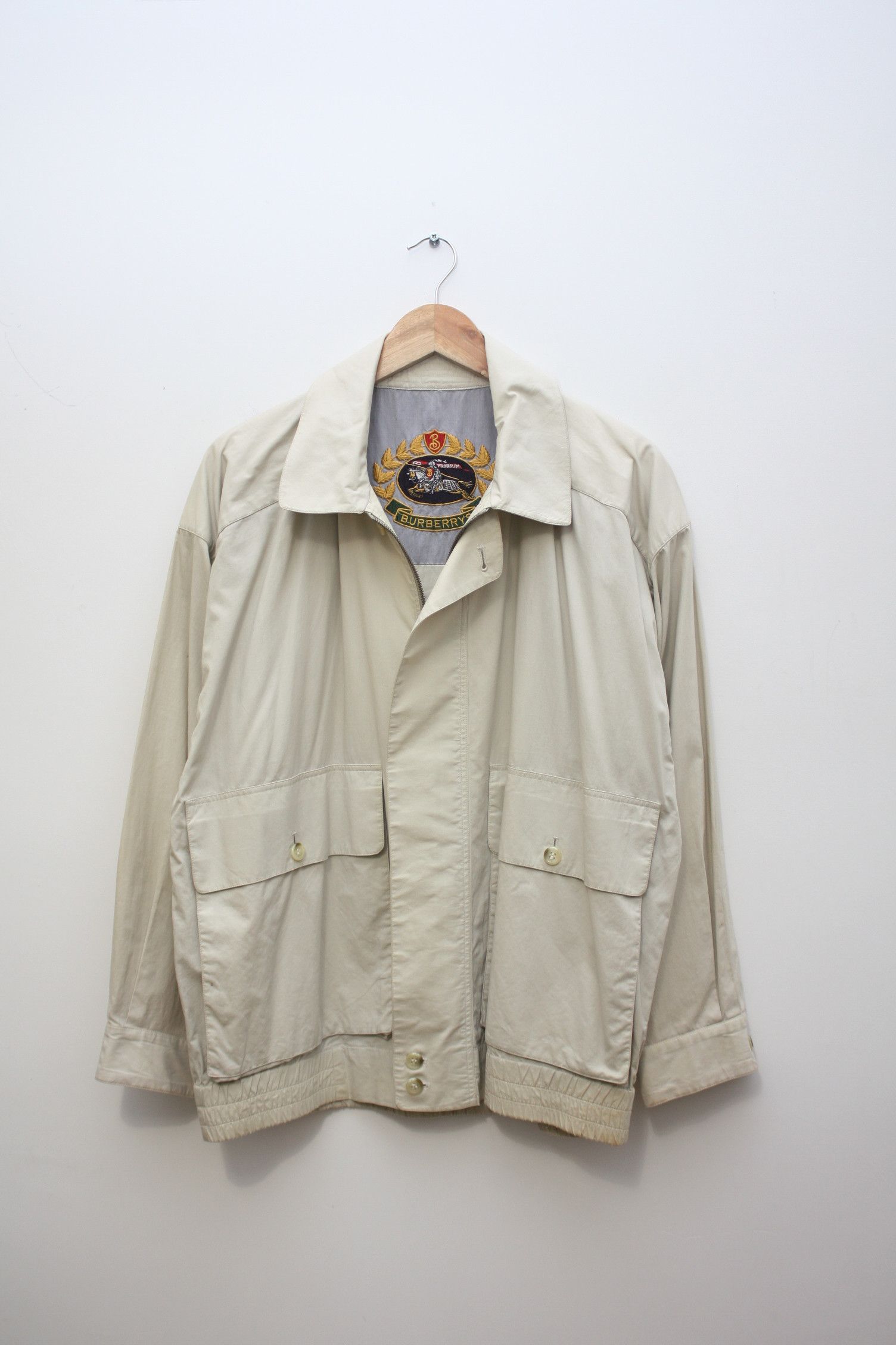 Burberry Burberry's Beige Vintage Bomber Jacket Men's Medium Size US M / EU 48-50 / 2 - 2 Thumbnail