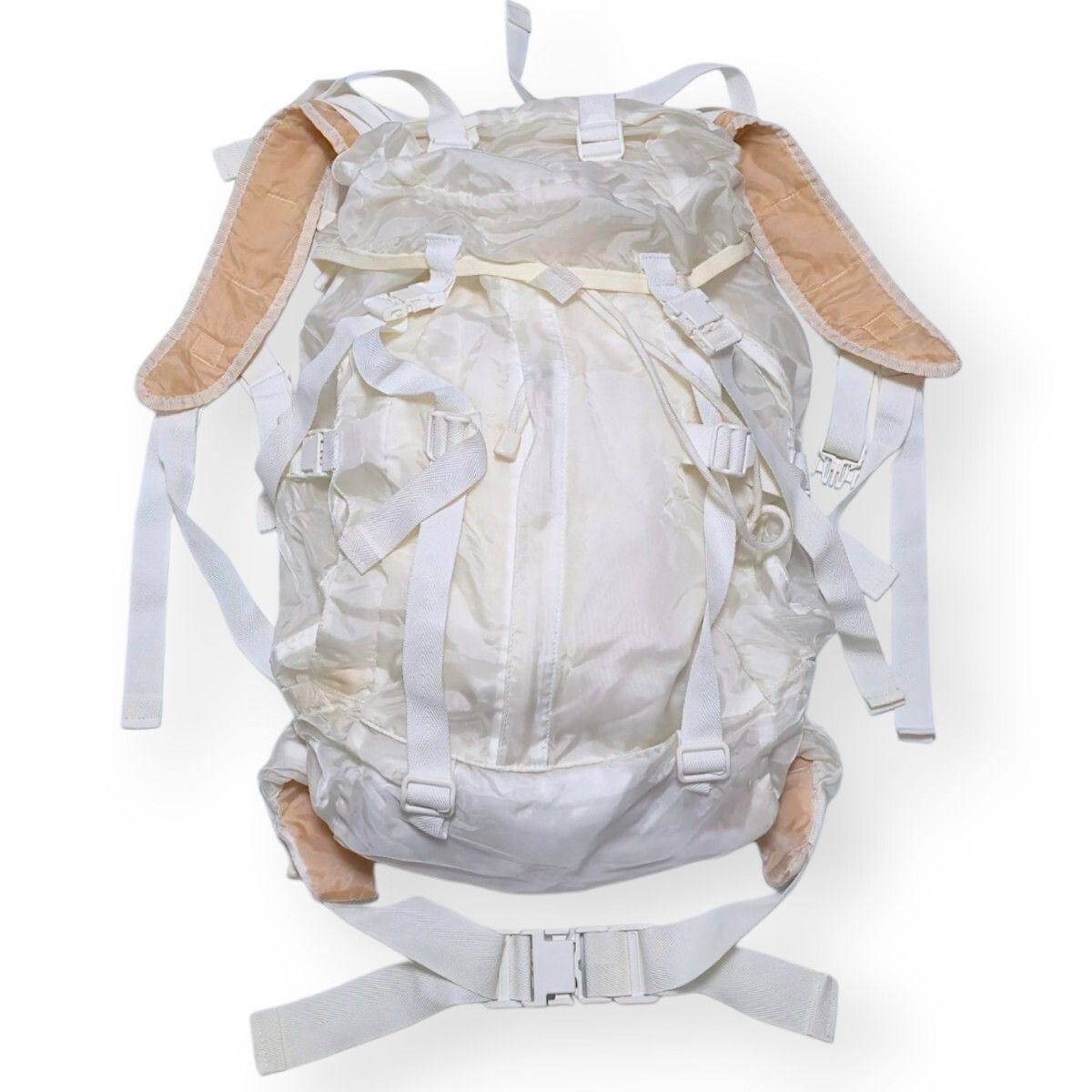 Junya Watanabe SS2003 PARACHUTE BONDAGE BACKPACK Size ONE SIZE - 1 Thumbnail