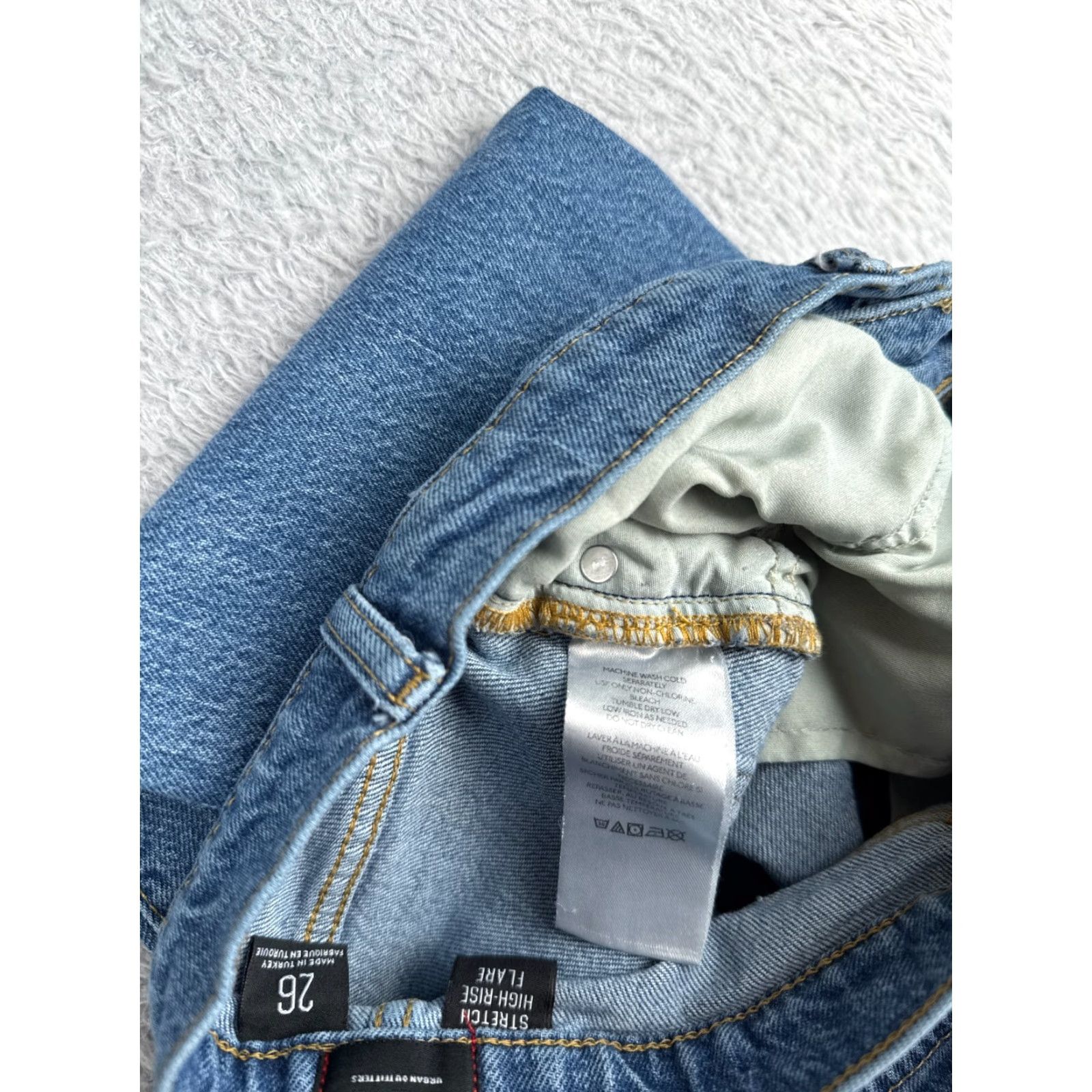 Bdg BDG Jeans Womens 26 Blue Denim High Rise Flared Distressed 26x30 Jeans - 5-Pocket Cotton Denim Regular Womens 30 Inseam Medium Wash Vintage No Size 26" / US 2 / IT 38 - 7 Thumbnail