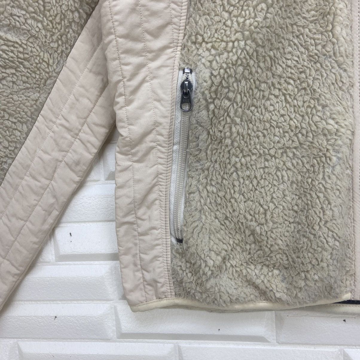 Patagonia Vintage Patagonia Synchilla Fleece Sherpa Deep Pile Jacket Size M / US 6-8 / IT 42-44 - 9 Thumbnail