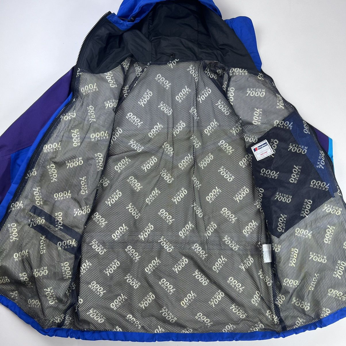 Berghaus Berghaus vintage Goretex Trango Extreme 7000 jacket Size US L / EU 52-54 / 3 - 5 Thumbnail