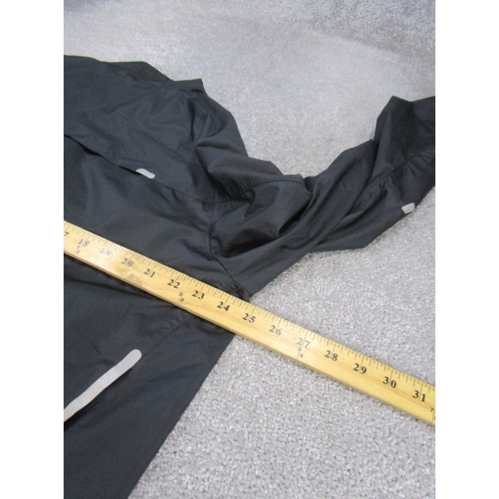 Nike VINTAGE Nike Jacket Mens XL Black Softshell Storm-FIT Full Zip Track Jacket Mens XL Black Nike Storm-FIT Wear-tape Tear? Size US XL / EU 56 / 4 - 6 Thumbnail