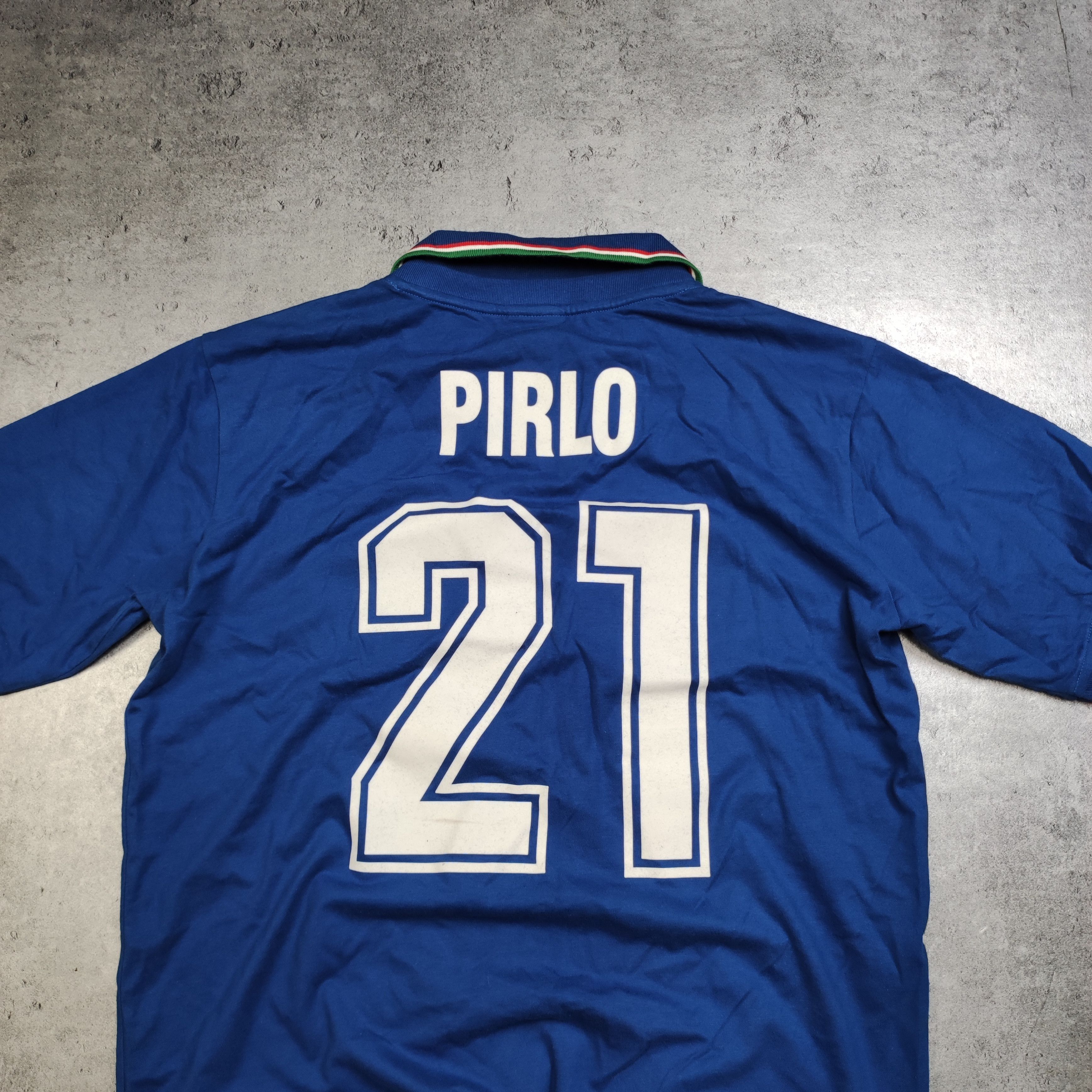 Vintage Vintage 90s Andrea Pirlo #21 Retake Italia Football Jersey Size US XL / EU 56 / 4 - 9 Thumbnail