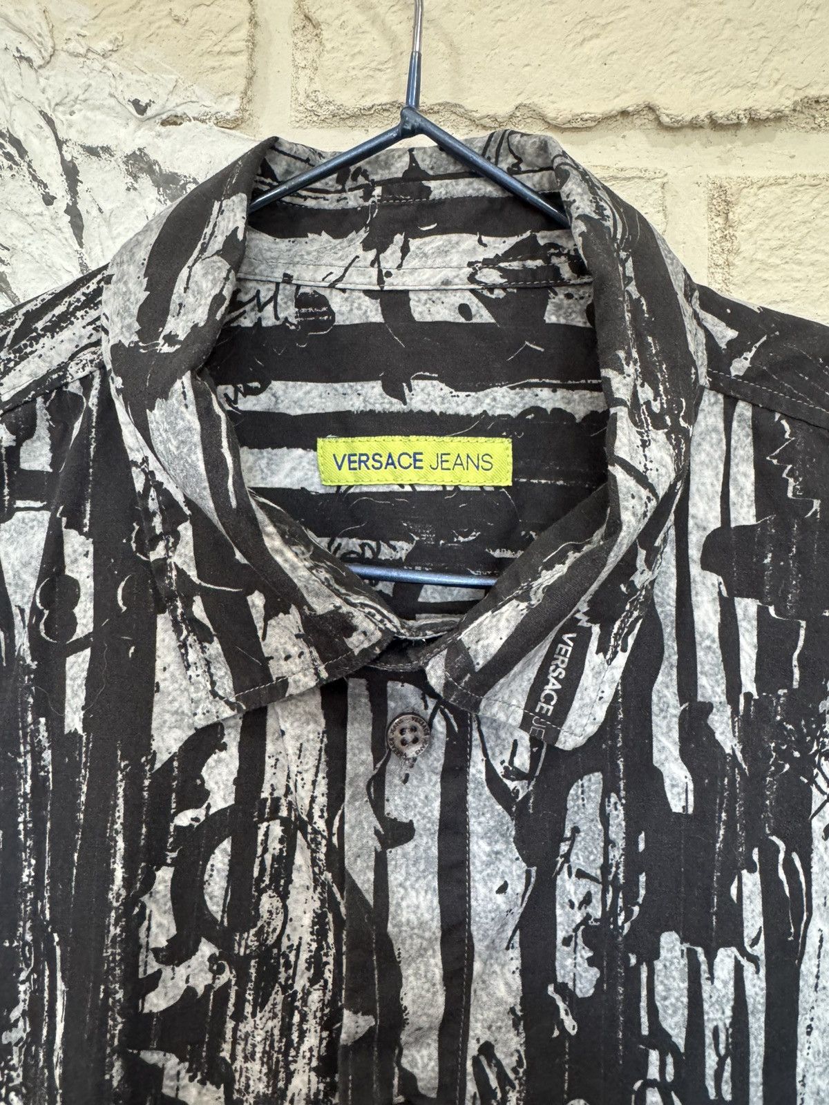 Versace Jeans Couture Versace Jeans Long Sleeve Button Size M IT 50 FR 46 Size US M / EU 48-50 / 2 - 4 Thumbnail