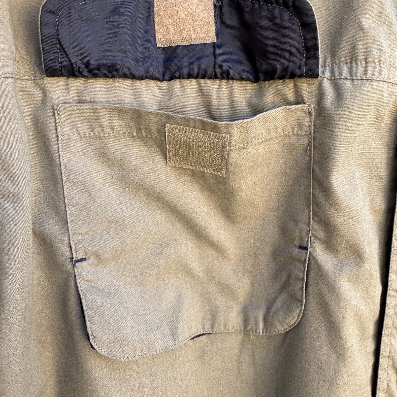 Field & Stream Field & Stream Mens L Short Sleeve Fishing Shirt Khaki Mesh Size US L / EU 52-54 / 3 - 9 Thumbnail