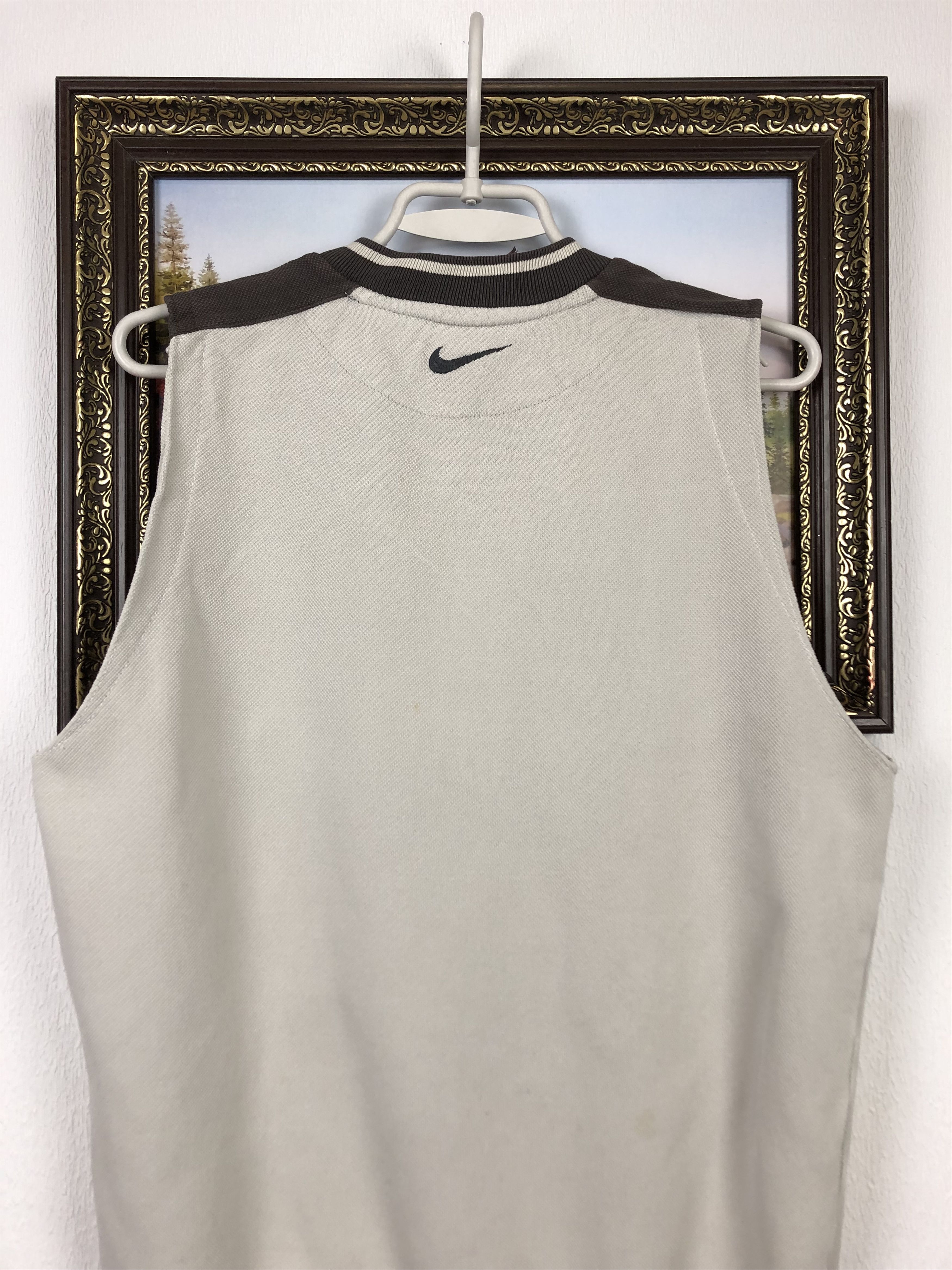 Nike Vintage Nike Sleveless Tank Top Jacket Shirt Hype Swoosh Size US S / EU 44-46 / 1 - 13 Thumbnail
