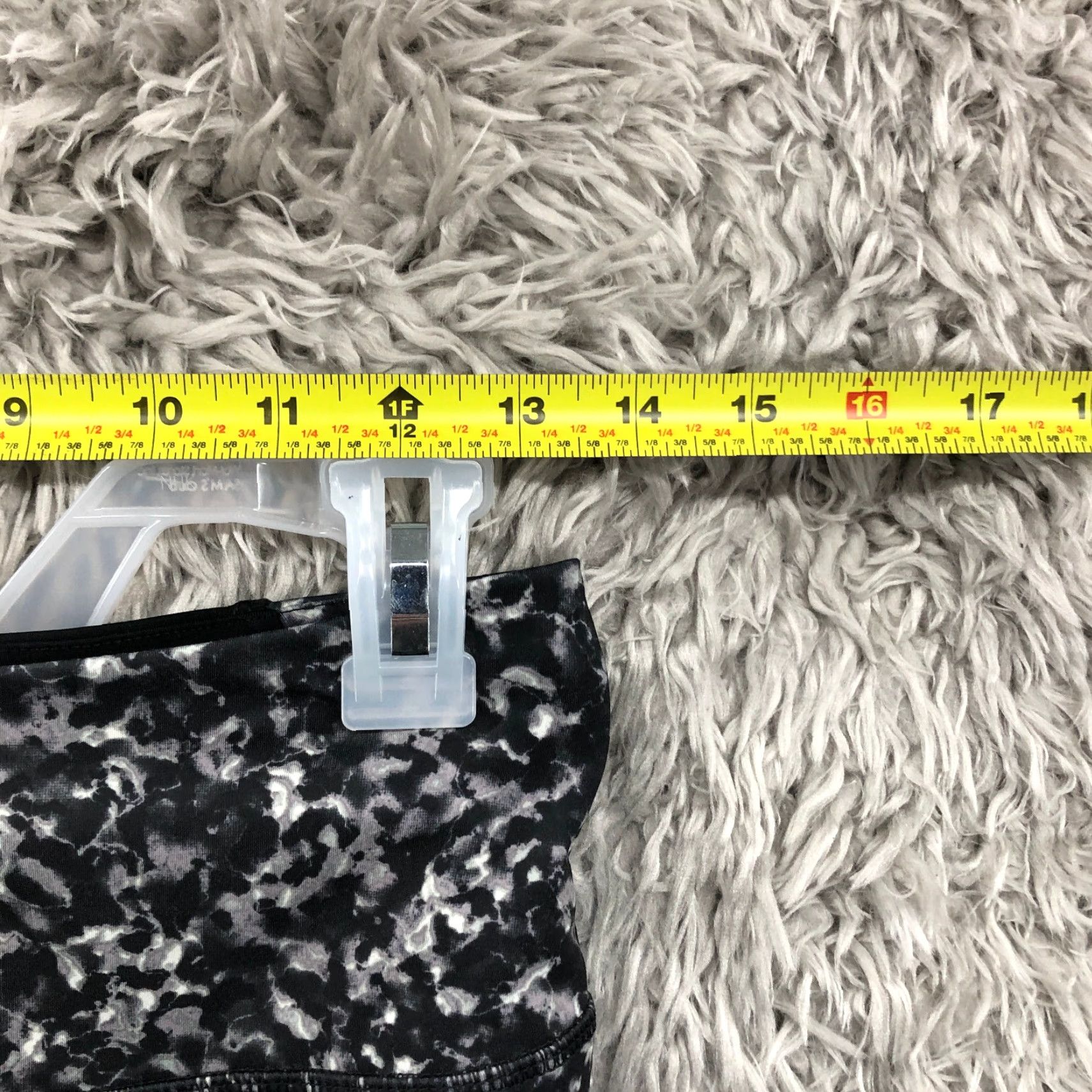 Avia Avia Leggings Womens M Medium Gray Black Capri Yoga Pants Compression Capris Size 32" / US 10 / IT 46 - 2 Thumbnail