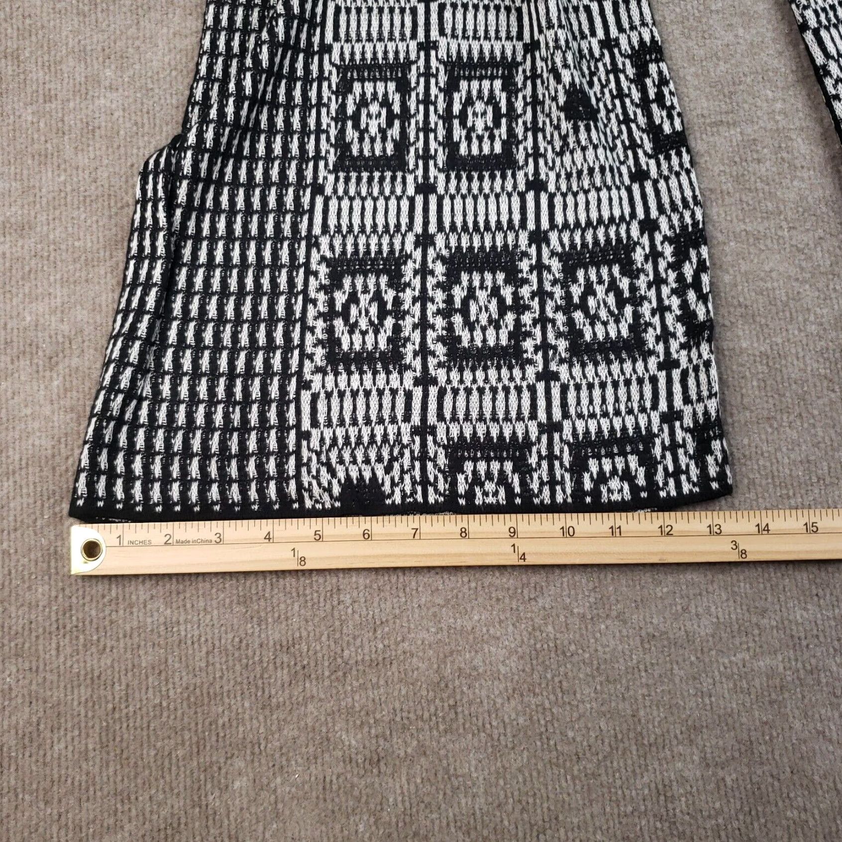 Anthropologie Anthropologie Pants Womens Medium Black White Abstract Size 28" / US 6 / IT 42 - 4 Thumbnail