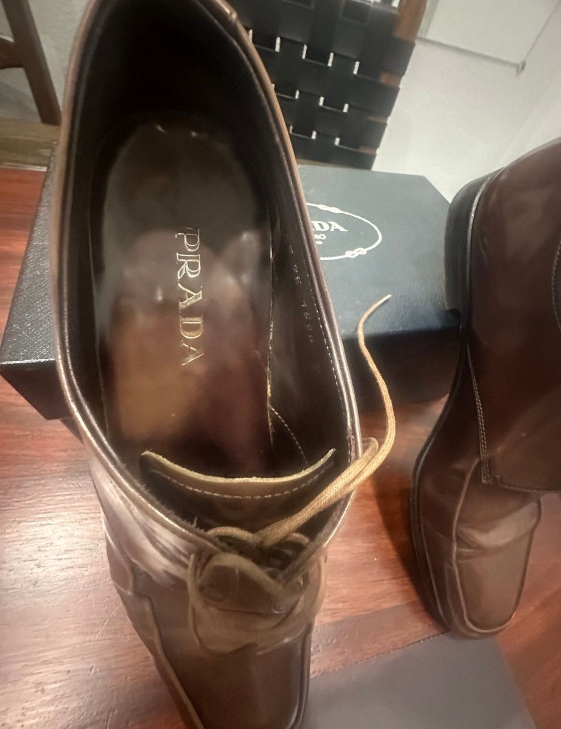 Prada Authentic Prada Men's Saffiano Leather Lace-Ups shoes Sz 8”5 Size US 8.5 / EU 41-42 - 5 Thumbnail
