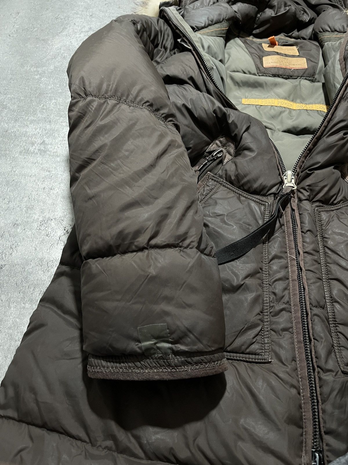 Parajumpers Parajumpers long puffer fur jacket military 2000s rare Size US L / EU 52-54 / 3 - 6 Thumbnail
