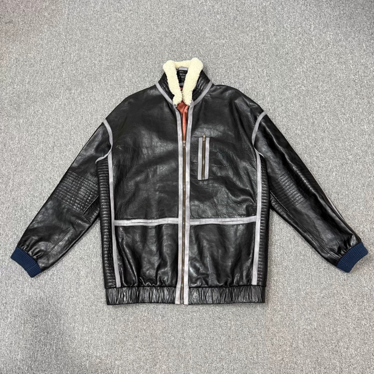 Gucci Gucci black lamb fur collar moto leather jacket 48 Size US M / EU 48-50 / 2 - 1 Thumbnail