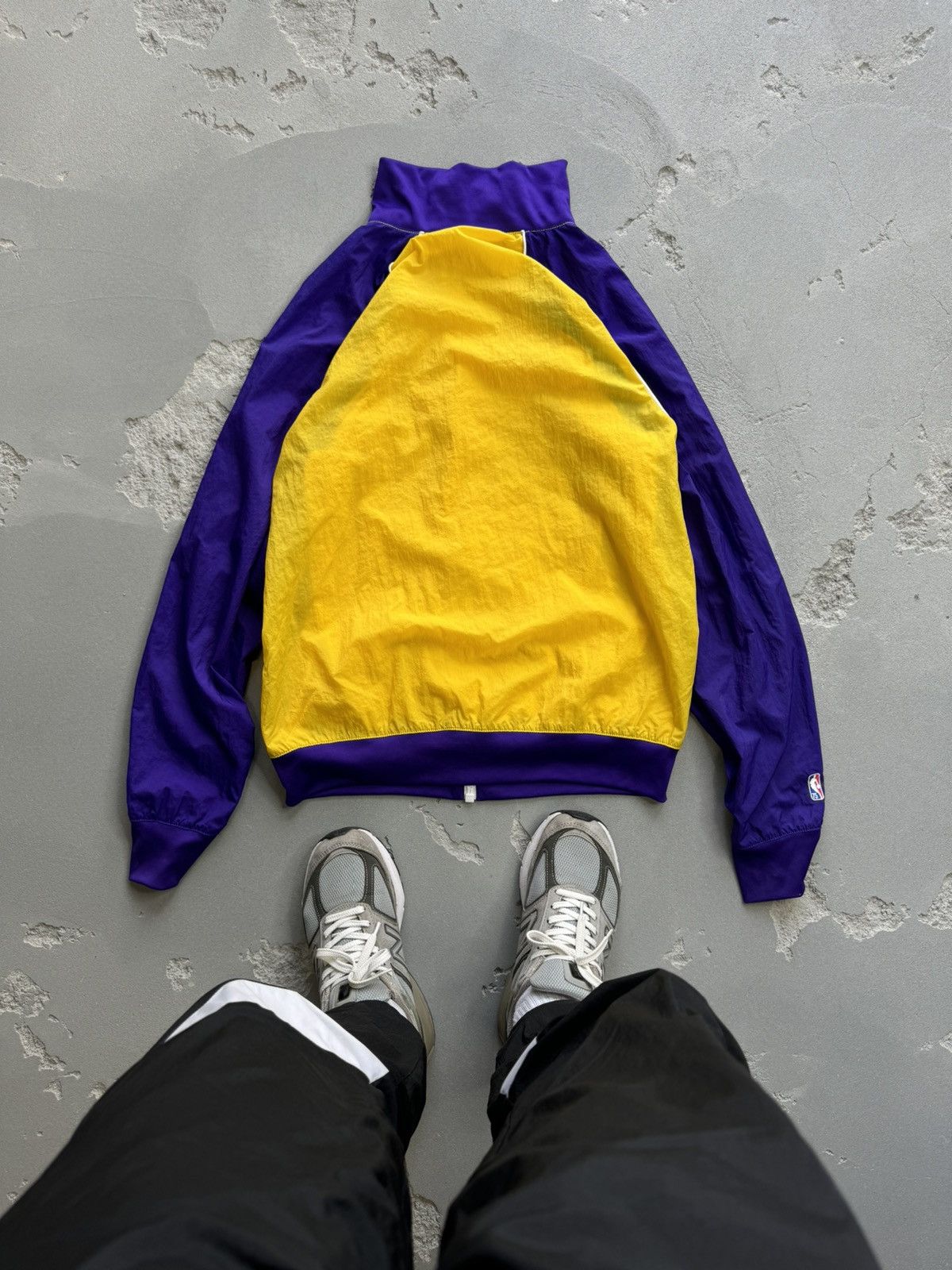 NBA × Nike × Vintage NIKE LAKERS NYLON JACKET 90s Size US S / EU 44-46 / 1 - 2 Thumbnail