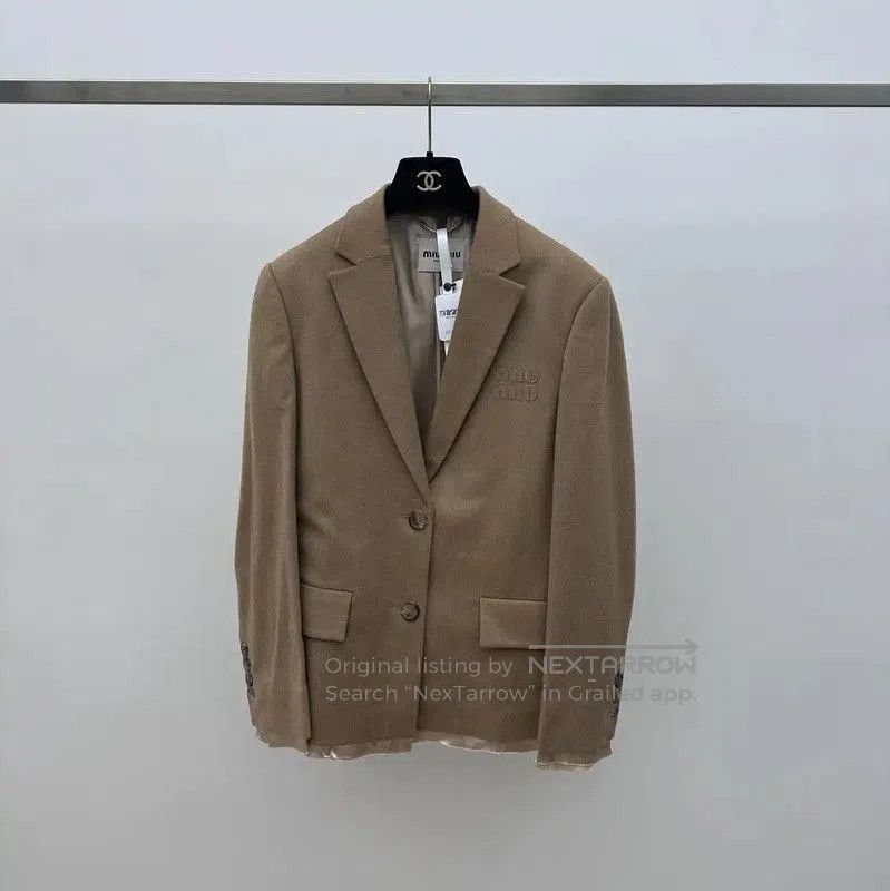 Miu Miu Miu Miu Beige Women's Blazer Jacket . Size S / US 4 / IT 40 - 1 Thumbnail