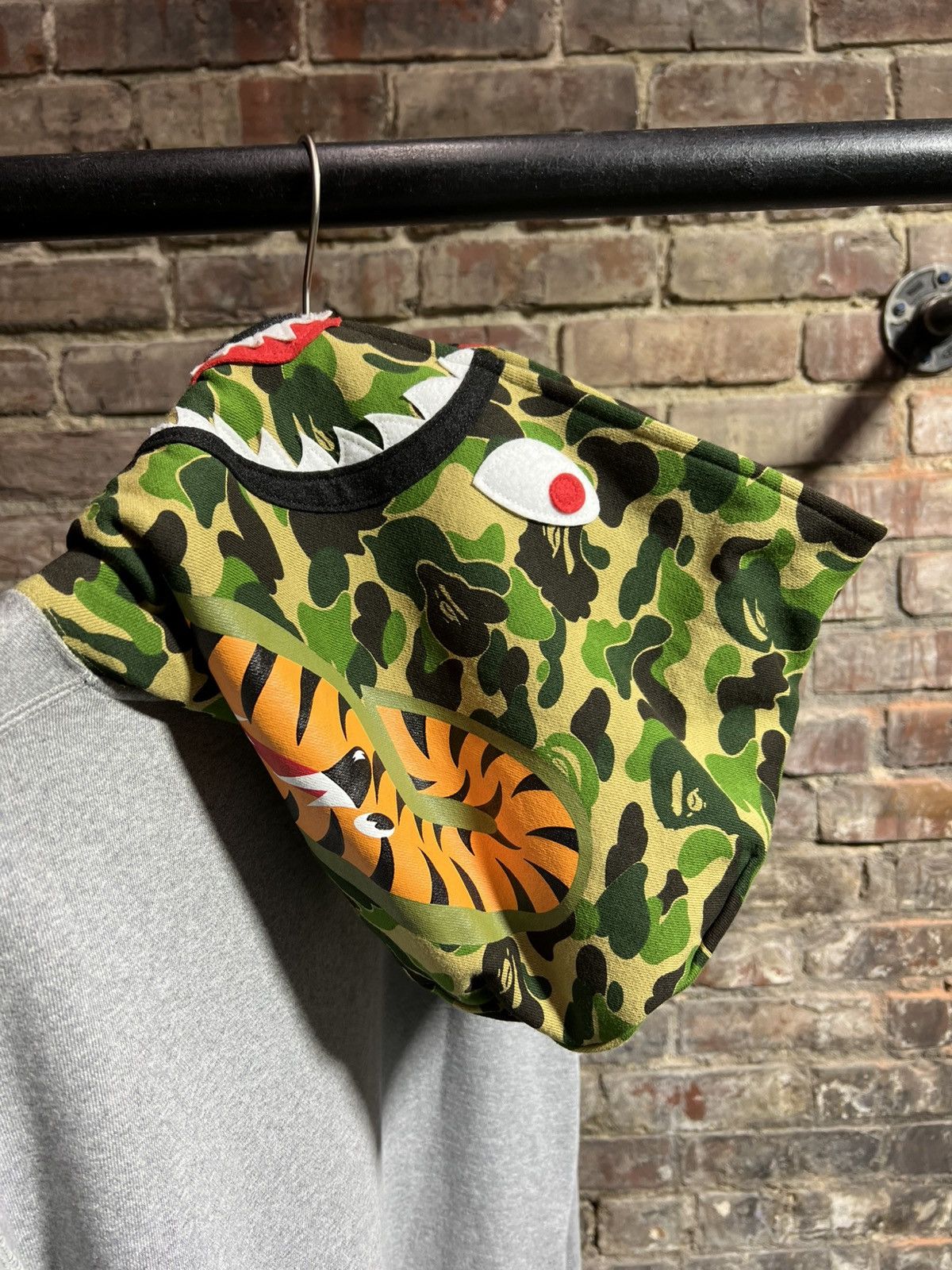 Bape BAPE Green Sharkhead Hoodie Size US XL / EU 56 / 4 - 4 Thumbnail