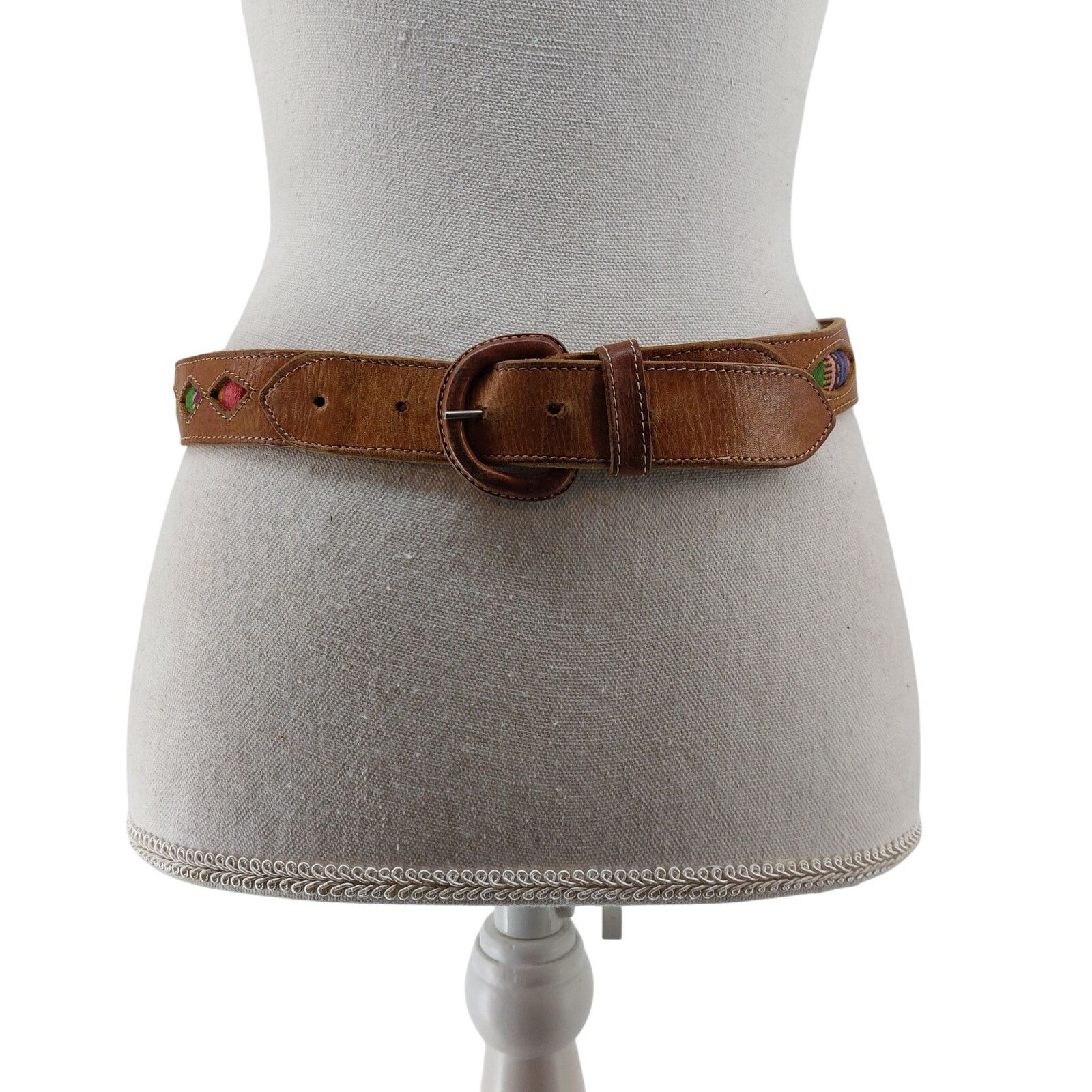 Vintage Women's Hand Woven Guatemalan Leather Belt Size Medium Size ONE SIZE - 1 Thumbnail