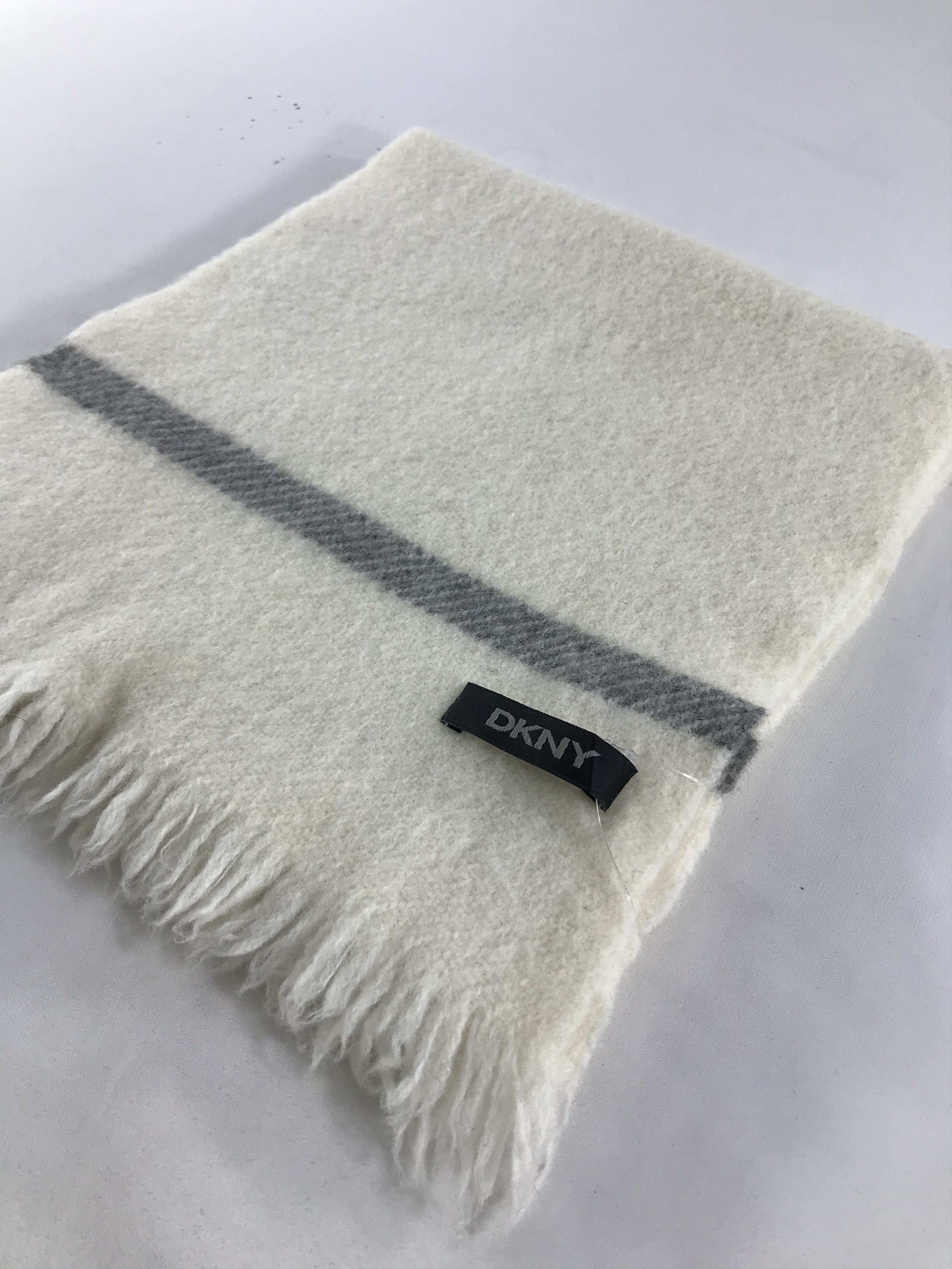 DKNY Vintage DKNY Scarf/Muffler/Neckwear MF936 Size ONE SIZE - 3 Thumbnail