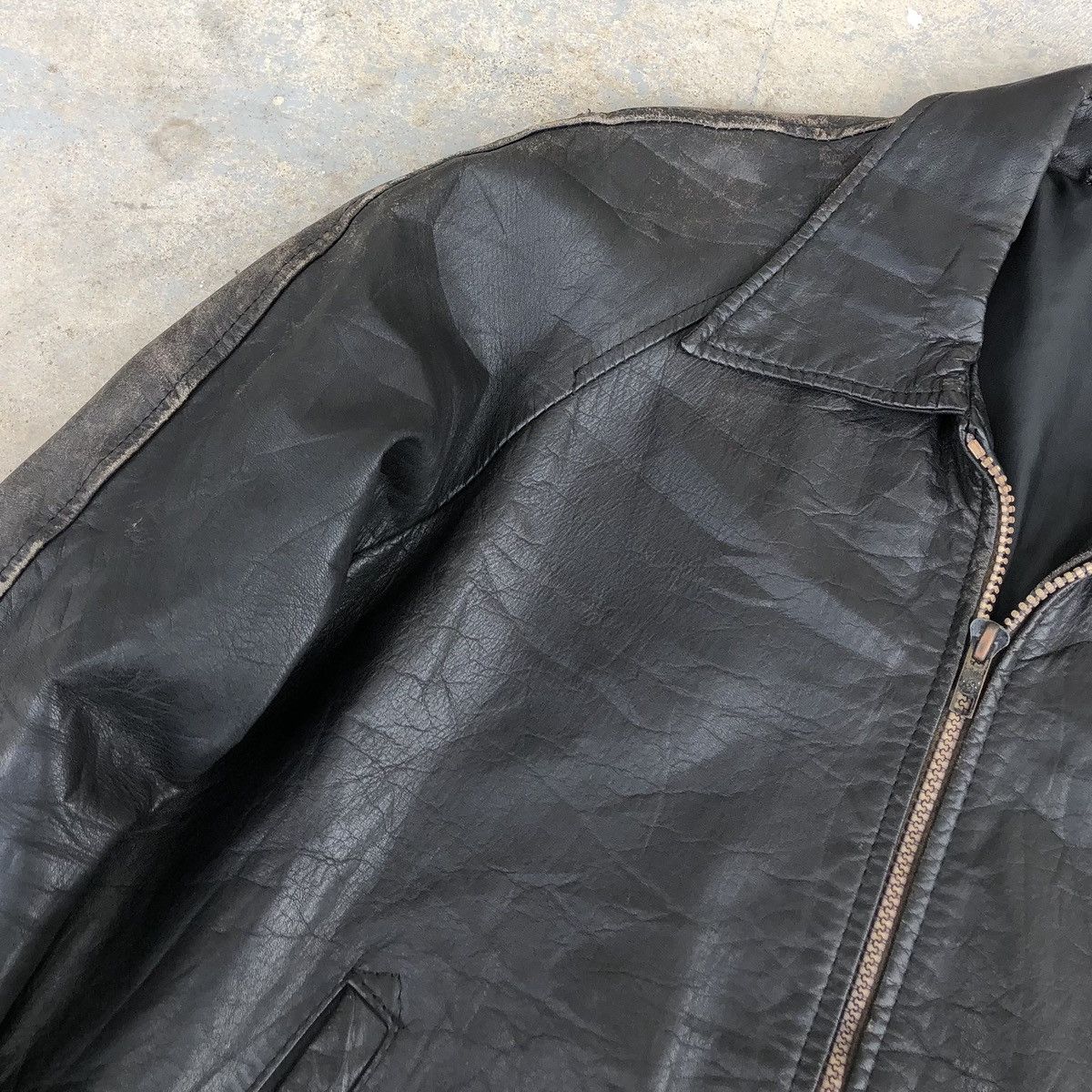 Vintage Vintage Sun Faded Cow Leather Bomber Jacket Size US S / EU 44-46 / 1 - 2 Thumbnail
