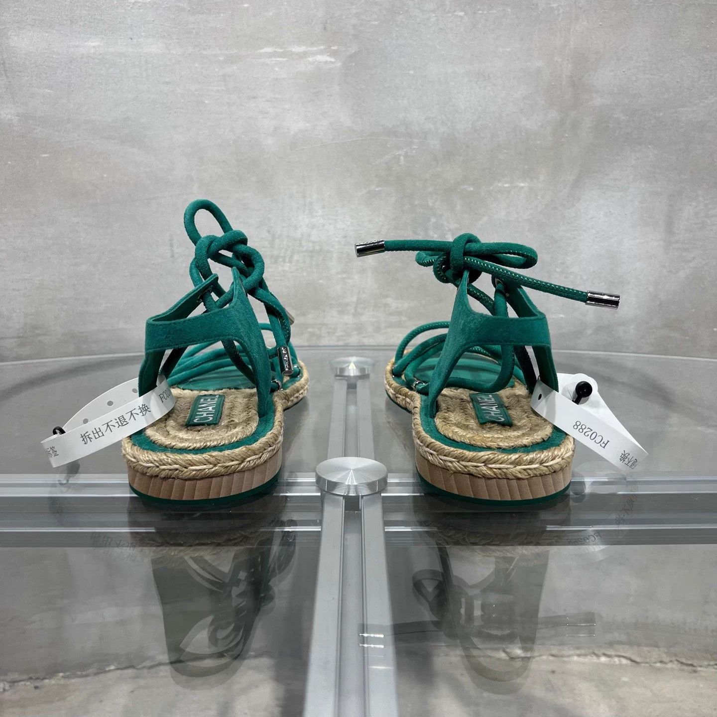 Chanel Chanel Green Straw Sandals 37 New with Box Size US 6 / IT 36 - 6 Thumbnail