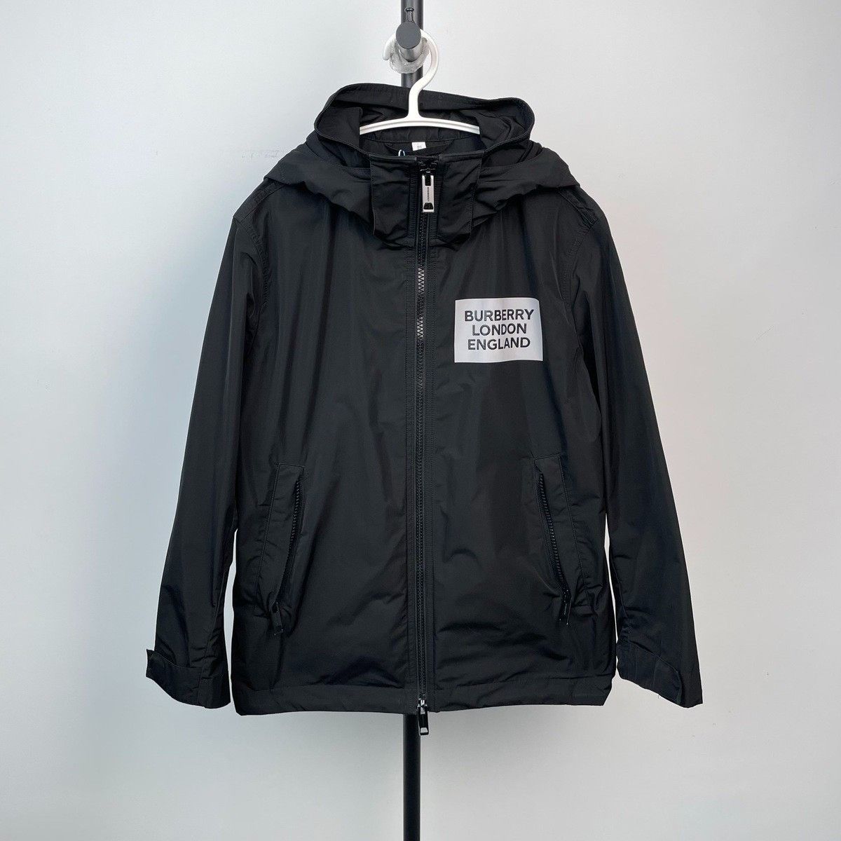 Burberry Burberry Detachable Hooded Letter Print Jacket Size M / US 6-8 / IT 42-44 - 1 Thumbnail