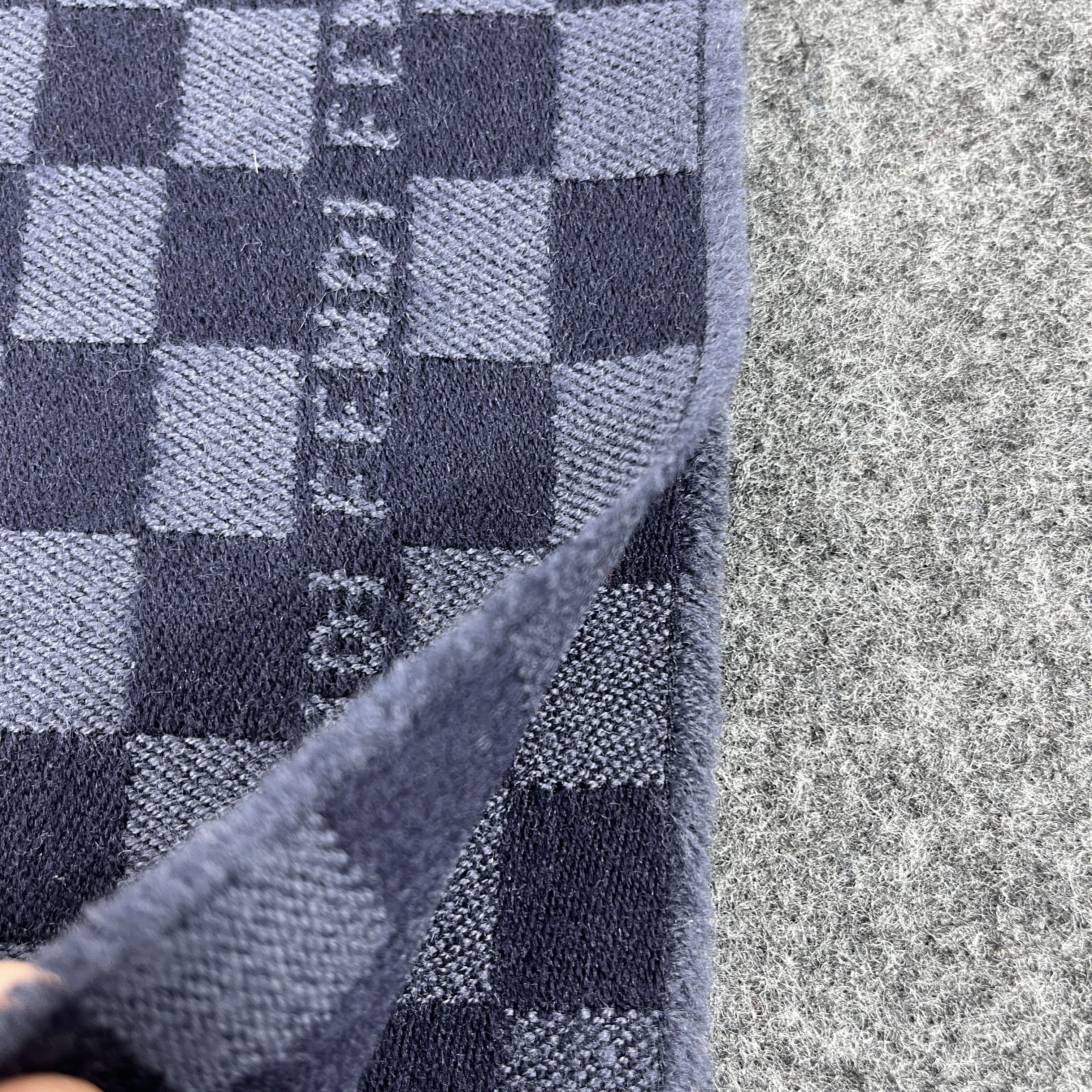 Fendi Fendi Scarf / Muffler / Neckwear T1341 Size ONE SIZE - 10 Thumbnail