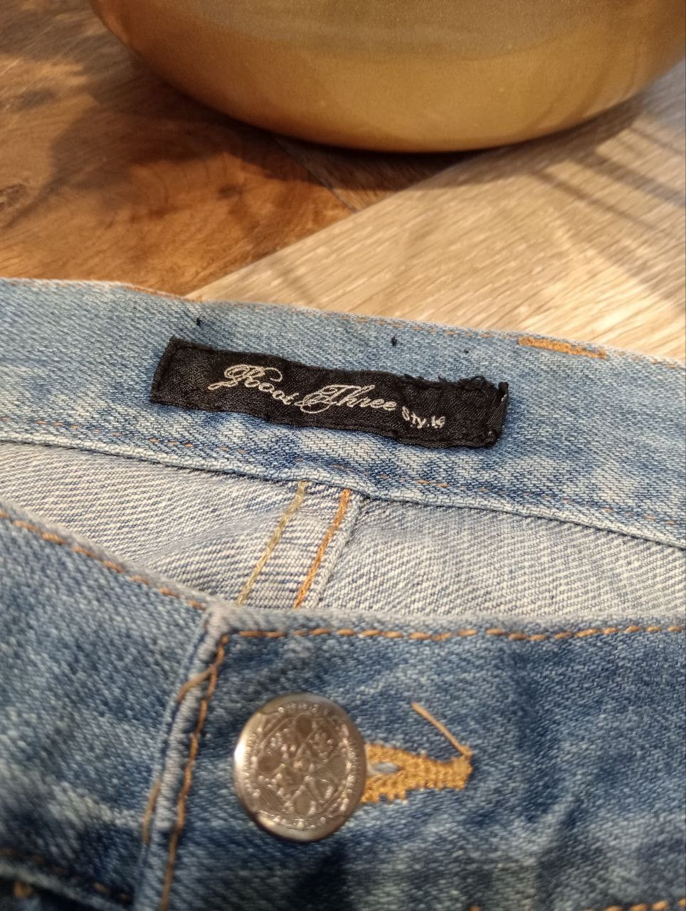 Japanese Brand ROOT THREE JAPAN BLUE WASHED FLARED DENIM JEANS Size US 34 / EU 50 - 7 Thumbnail