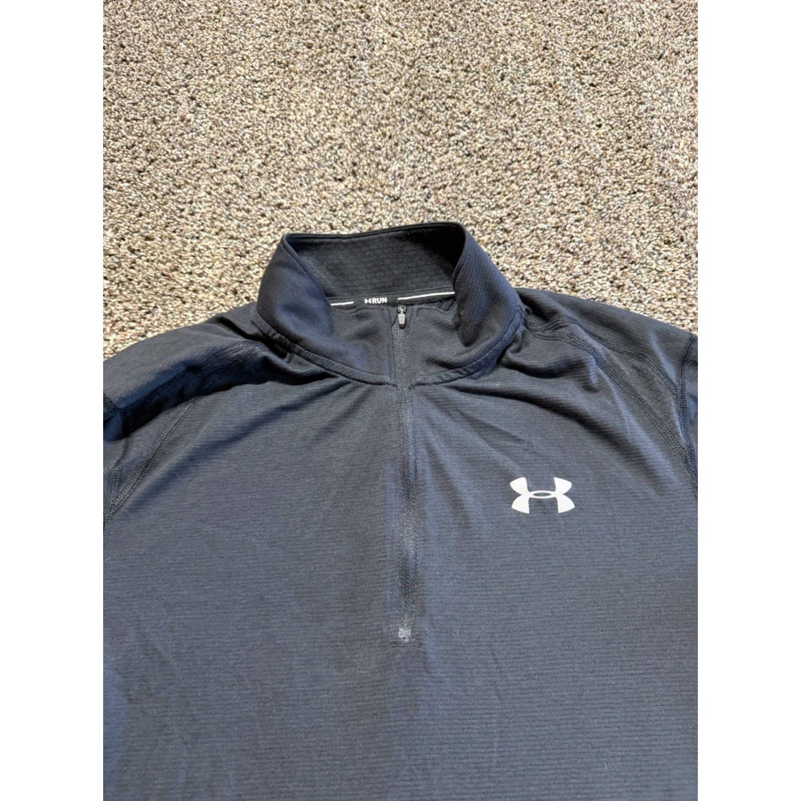 Under Armour Under Armour Mens Running Lightweight Shirt M Black Long Sleeve Zip Thumb Hole Size US M / EU 48-50 / 2 - 2 Thumbnail