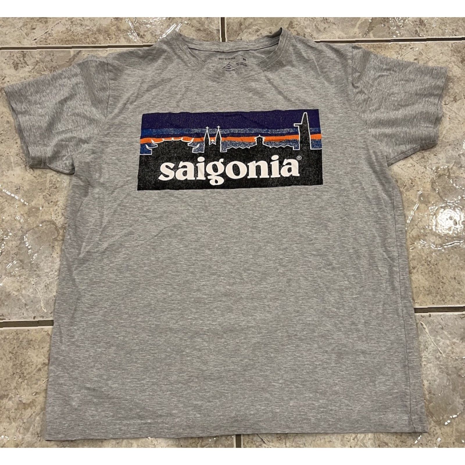 Vintage Illiminate SAIGONIA Shirt Adult M Gray Logo Short Sleeve Crew Neck Knit Cotton Blend Distressed 2020s Size US M / EU 48-50 / 2 - 2 Thumbnail