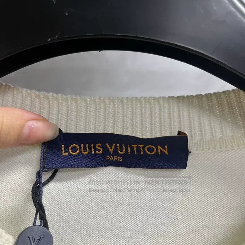 Louis Vuitton Louis Vuitton White monogrammed embroidered crew neck pull Size US XL / EU 56 / 4 - 2 Thumbnail