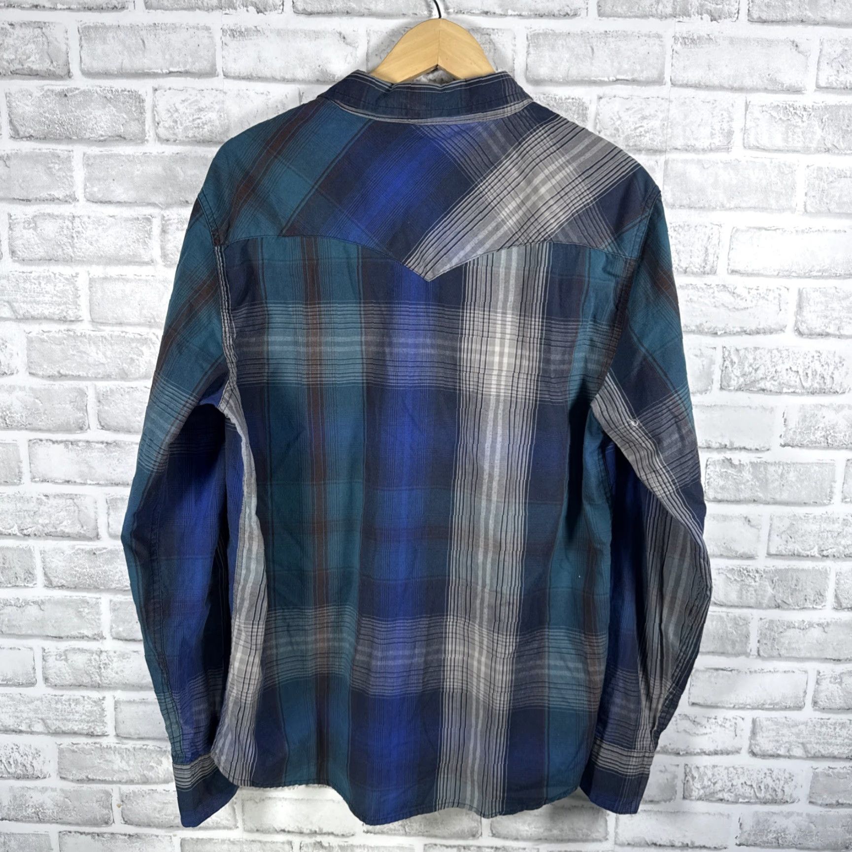 Levi's Levis Strauss Co Blue Plaid Snap Button Shirt Mens Size L Size US L / EU 52-54 / 3 - 4 Thumbnail