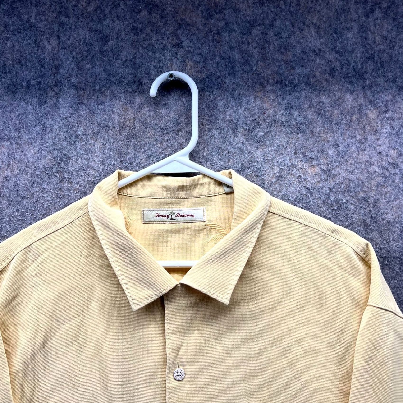 Tommy Bahama Tommy Bahama Shirt Men XL Yellow Button-Down Silk Solid Hawaiian Dress Button-Up Clubwear Casual Formal 46 Chest XL Size US XL / EU 56 / 4 - 6 Thumbnail