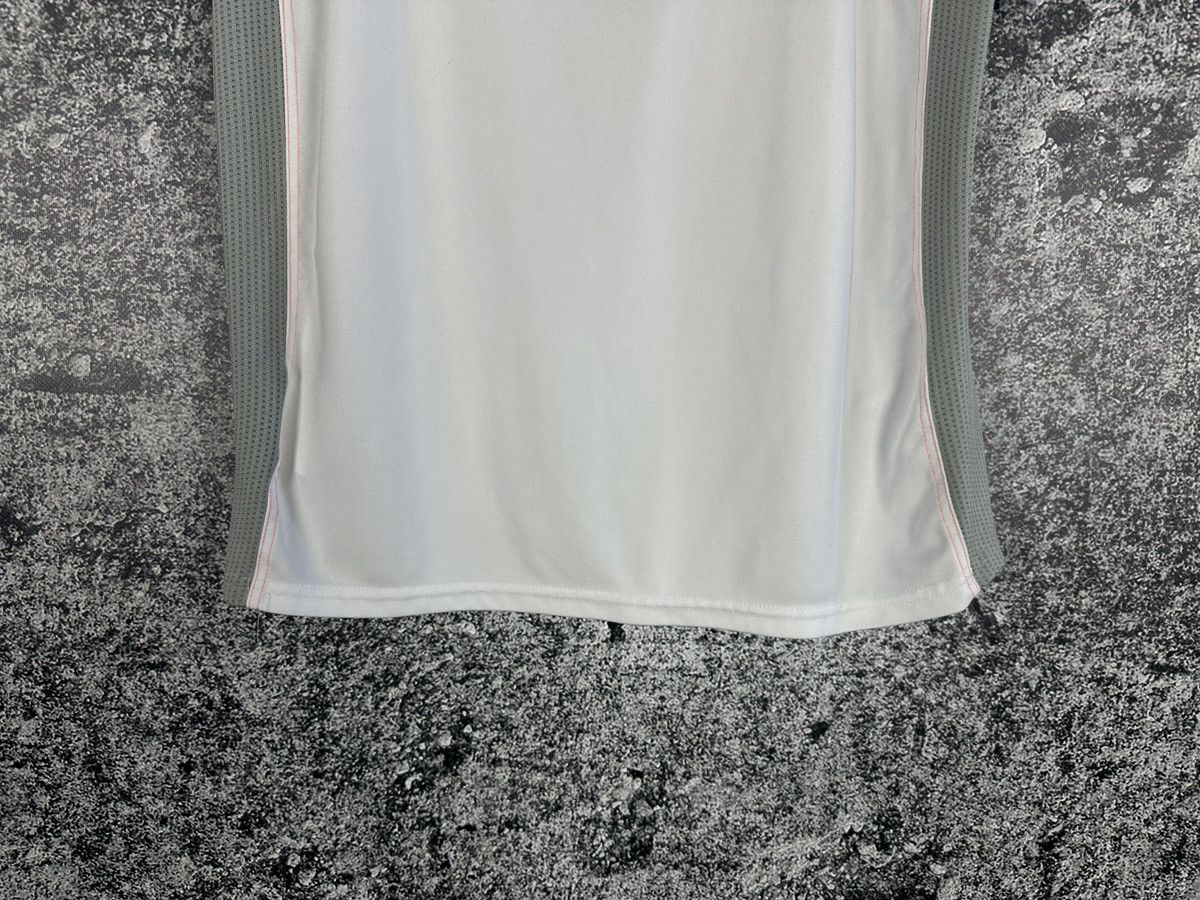 Formula 1 Vodafone Mclaren Mercedes Benz Racing F1 Tee Button Size XL Size XL / US 12-14 / IT 48-50 - 13 Thumbnail