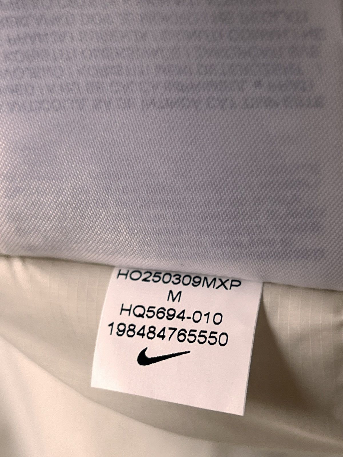 Jacquemus × Nike M Nike x Jacquemus GORE-TEX Jacket 2-in-1 Black bomber shell Size US M / EU 48-50 / 2 - 24 Thumbnail