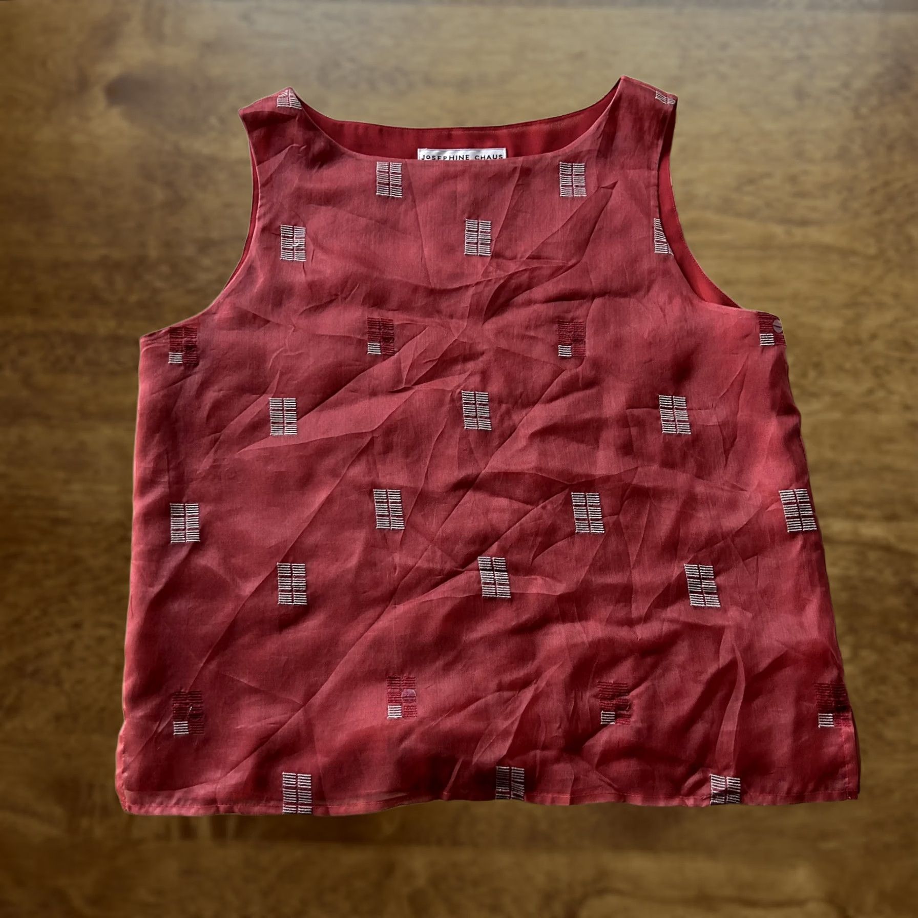 Vintage VINTAGE Josephine Chaus Tank Top Womens 8 Pink Embroidered Scoop Neck Sleeveless Size M / US 6-8 / IT 42-44 - 1 Thumbnail