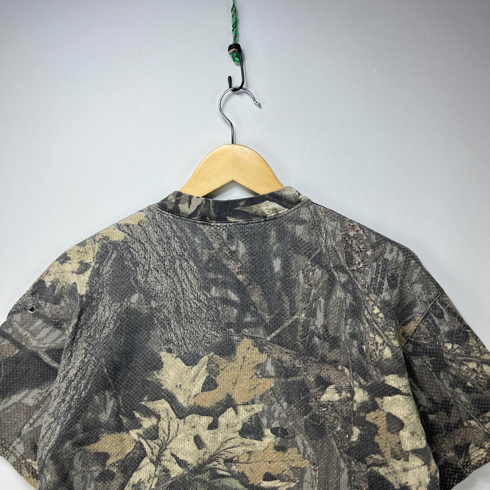 Vintage Vintage '90s Realtree Camo T-Shirt Large Size US L / EU 52-54 / 3 - 7 Thumbnail
