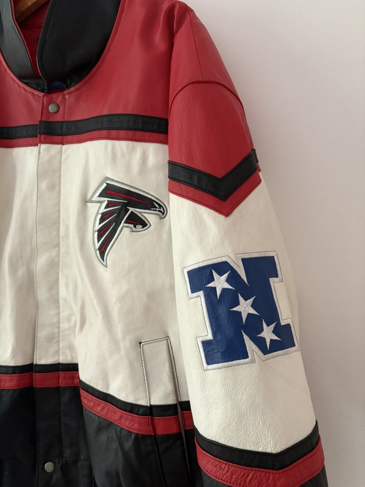 JH Design × Jeff Hamilton × NFL Jeff Hamilton x NFL Atlanta Falcons Leather Jacket – NEW Size US XL / EU 56 / 4 - 4 Thumbnail