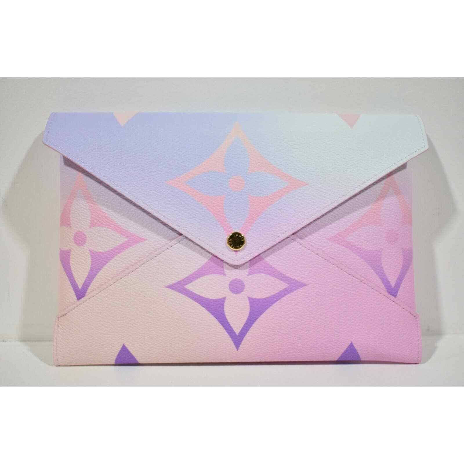 Louis Vuitton Louis Vuitton Monogram 3 Piece Pouch Clutch Bag Size ONE SIZE - 3 Thumbnail