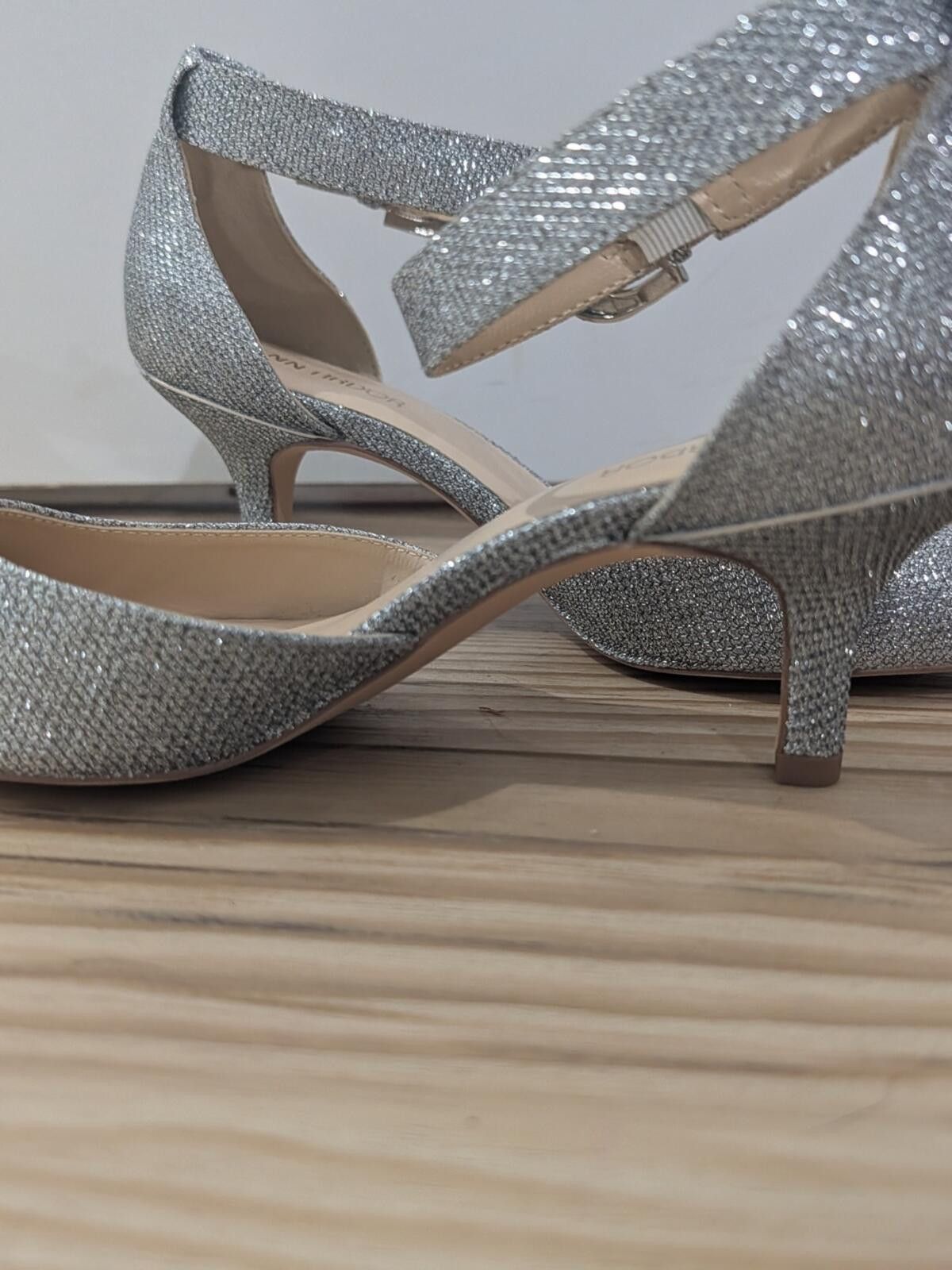 Other Jenn Ardor Silver Glitter Pointed-Toe Ankle-Strap Heels Size US 7.5 / IT 37.5 - 4 Thumbnail