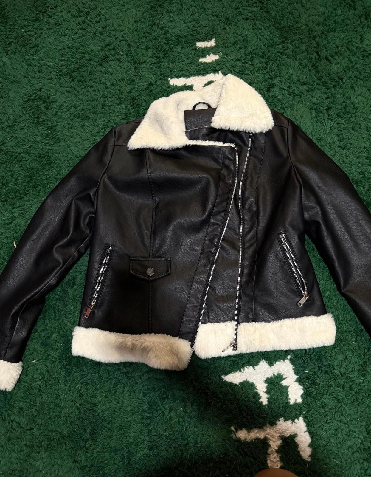 Designer Warm Thick Fur Lined Faux Leather Jacket Size M / US 6-8 / IT 42-44 - 1 Thumbnail